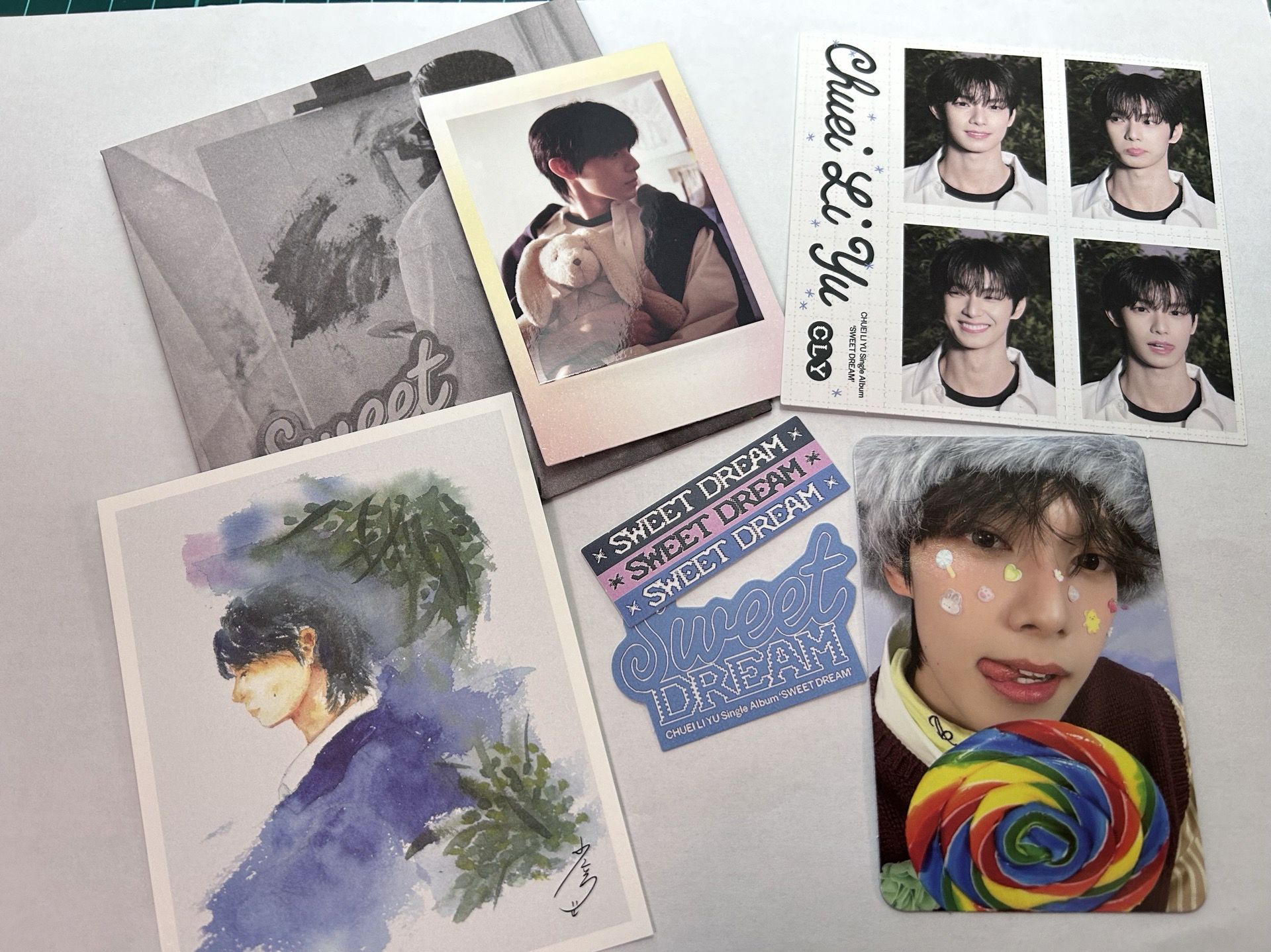 崔立于專輯內容物