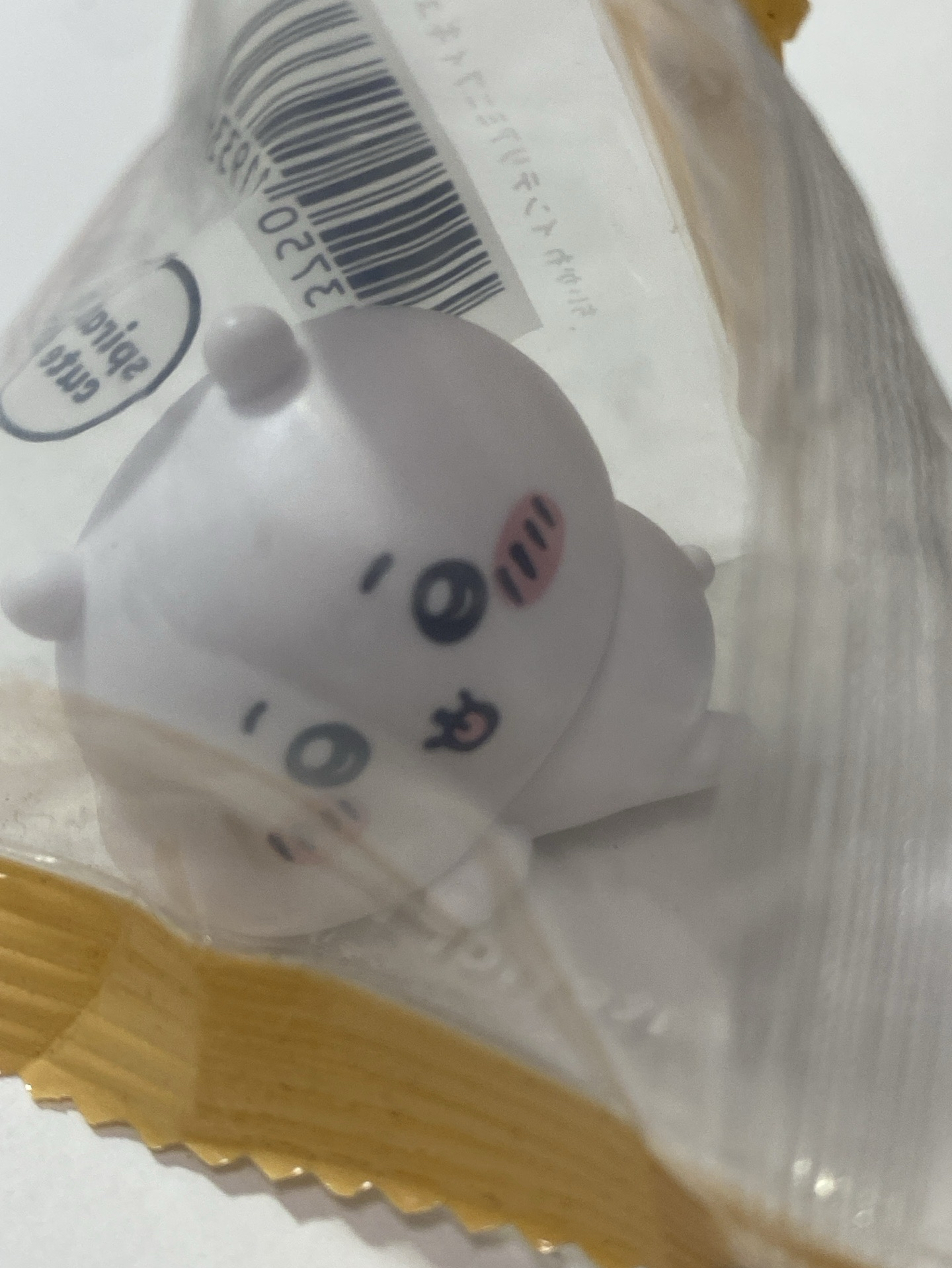 吉伊 三角包公仔