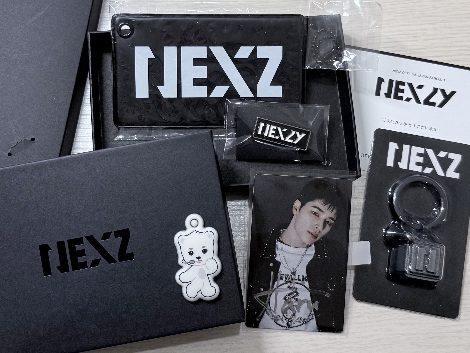 NEXZ 日本FC會員禮 HARU親簽 送特別控手燈吊飾