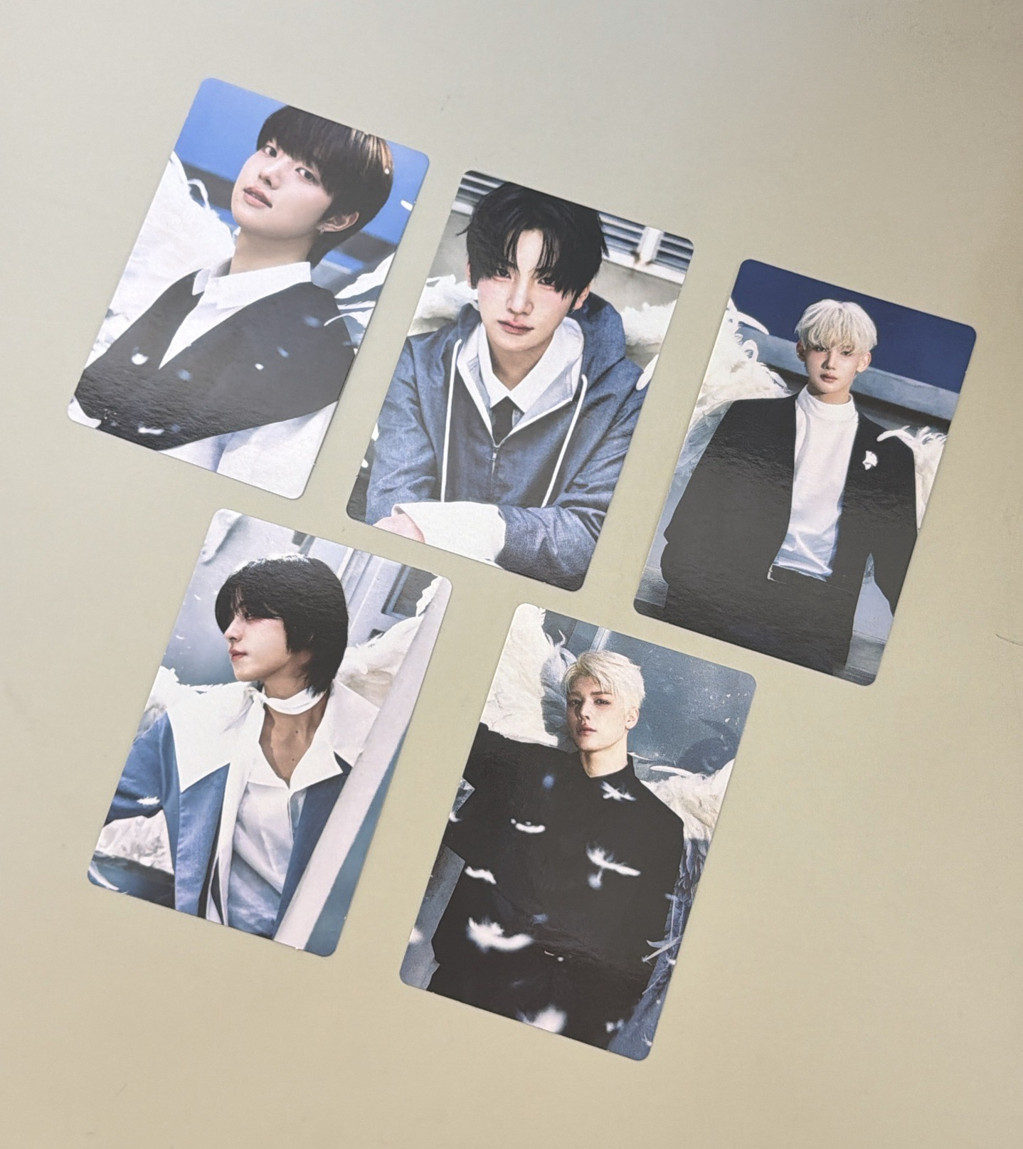 BTL 快閃店隨機卡包 B