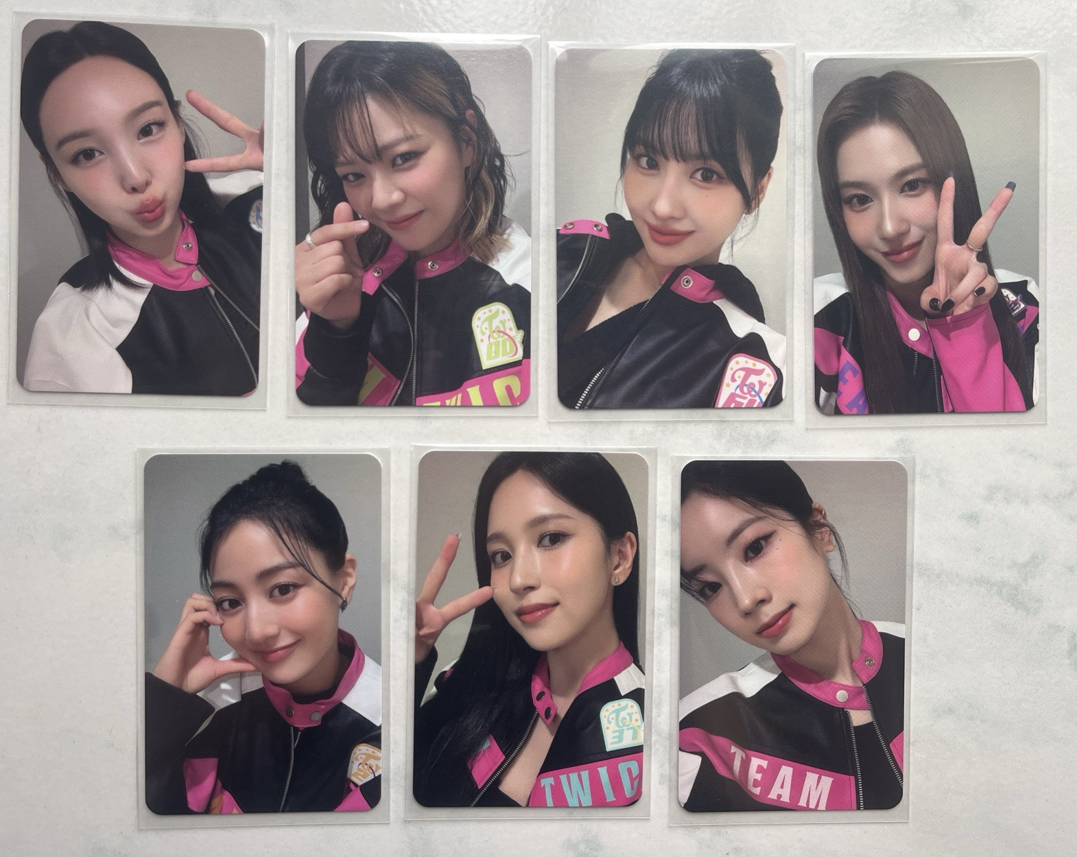 不誠出🐰卡 無彩瑜