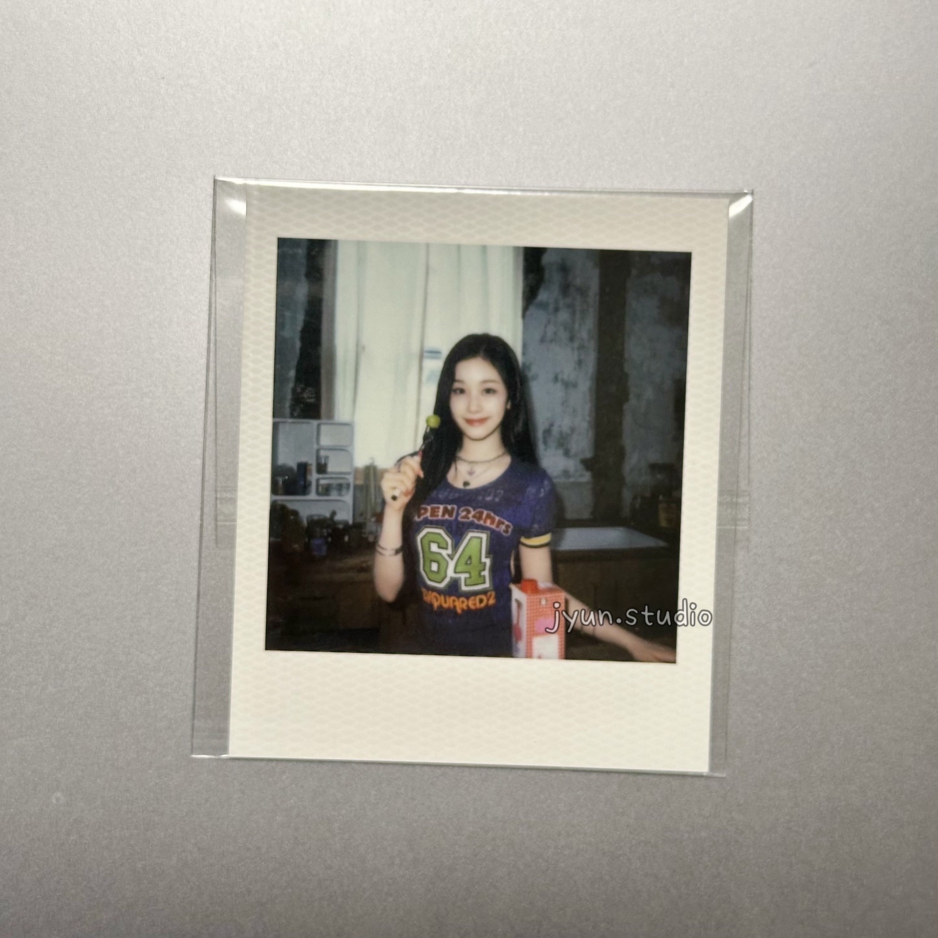 Pharita 塔 [賀卡拍立得] DRIP