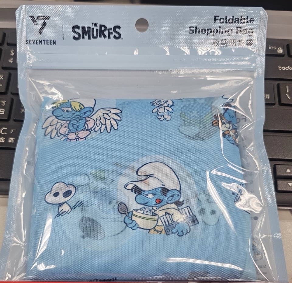 藍色小精靈購物袋+表演隊大頭徽章