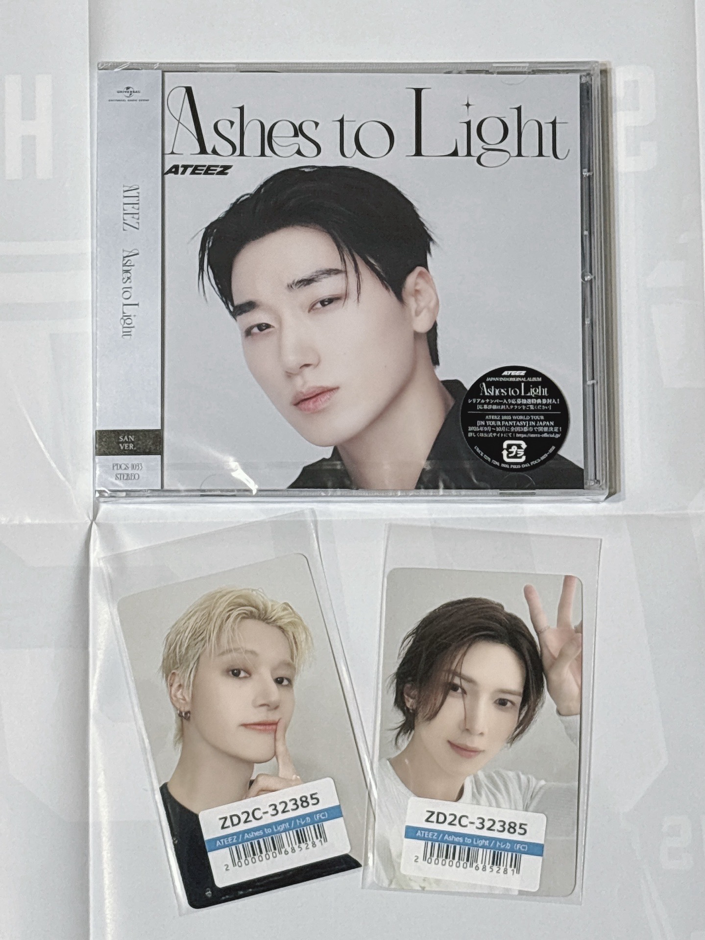 ATEEZ 日專 Ashes to light 崔傘單封、特典卡