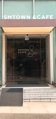 SMTOWN&CAFE 