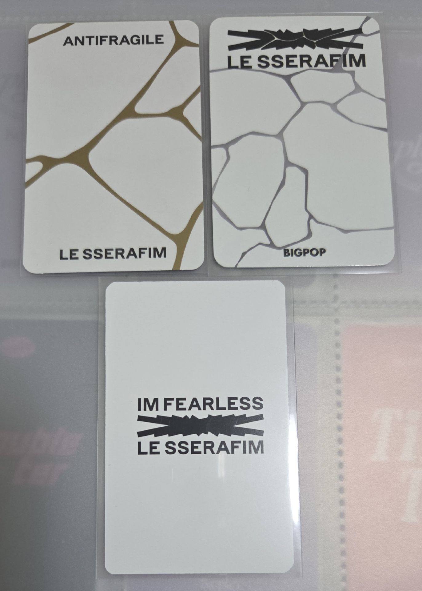 LE SSERAFIM 采源 CHAEWON  ANTIFRAGILE 專卡 bg 簽售卡  m2u 幸運卡 2.0