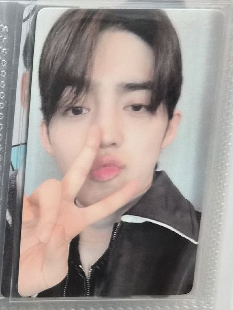MINI9 yzy H 簽售卡 S.coups