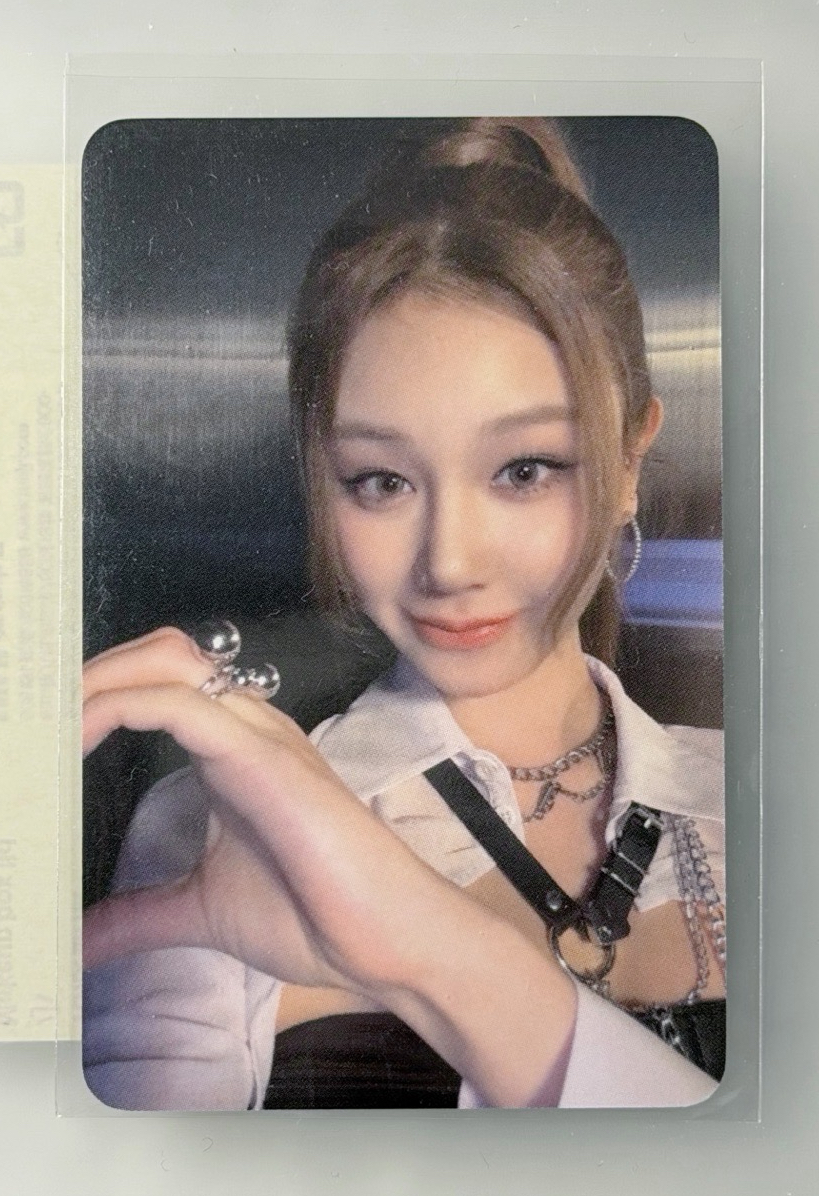 WE GO UP 線下快閃滿額卡 塔