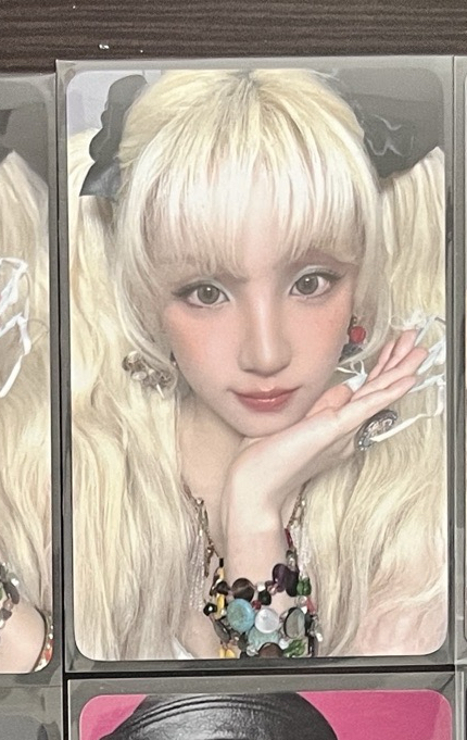 el2.0雙馬尾琦（拖臉）