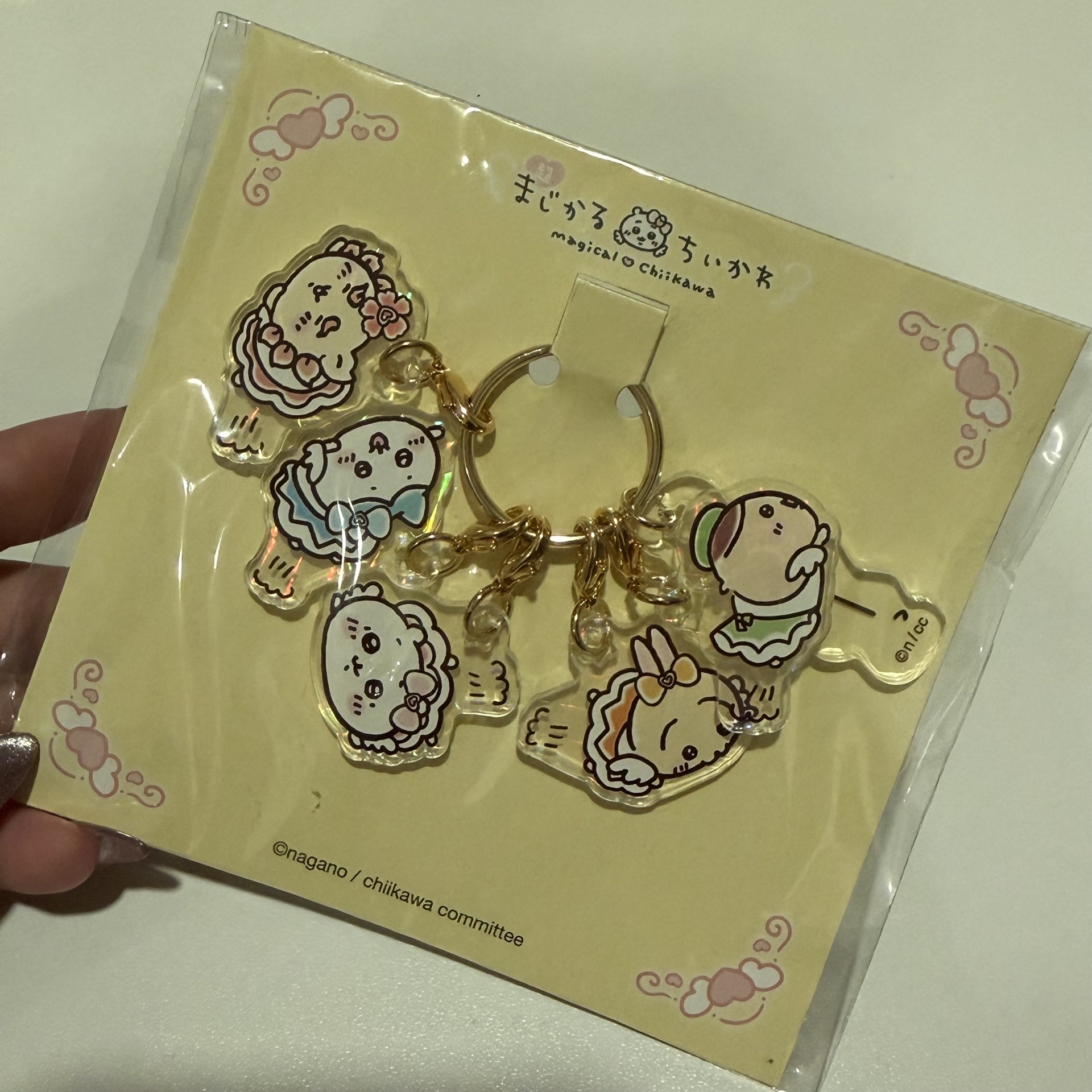 吉伊卡哇 魔法少女系列吊飾+貼紙 套餐