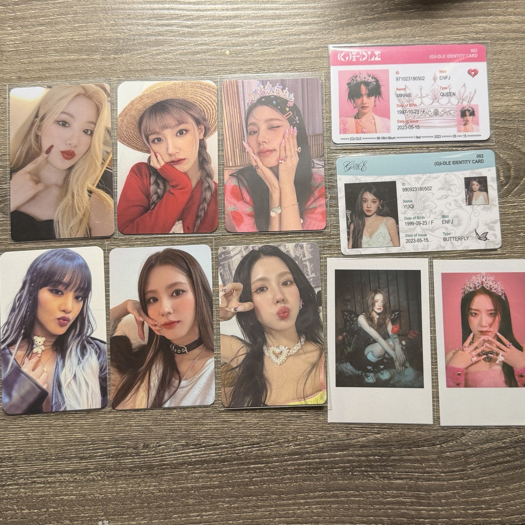 專輯卡 I LOVE Born版 A ver./I feel QUEEN版 Butterfly版/I NEVER DIE