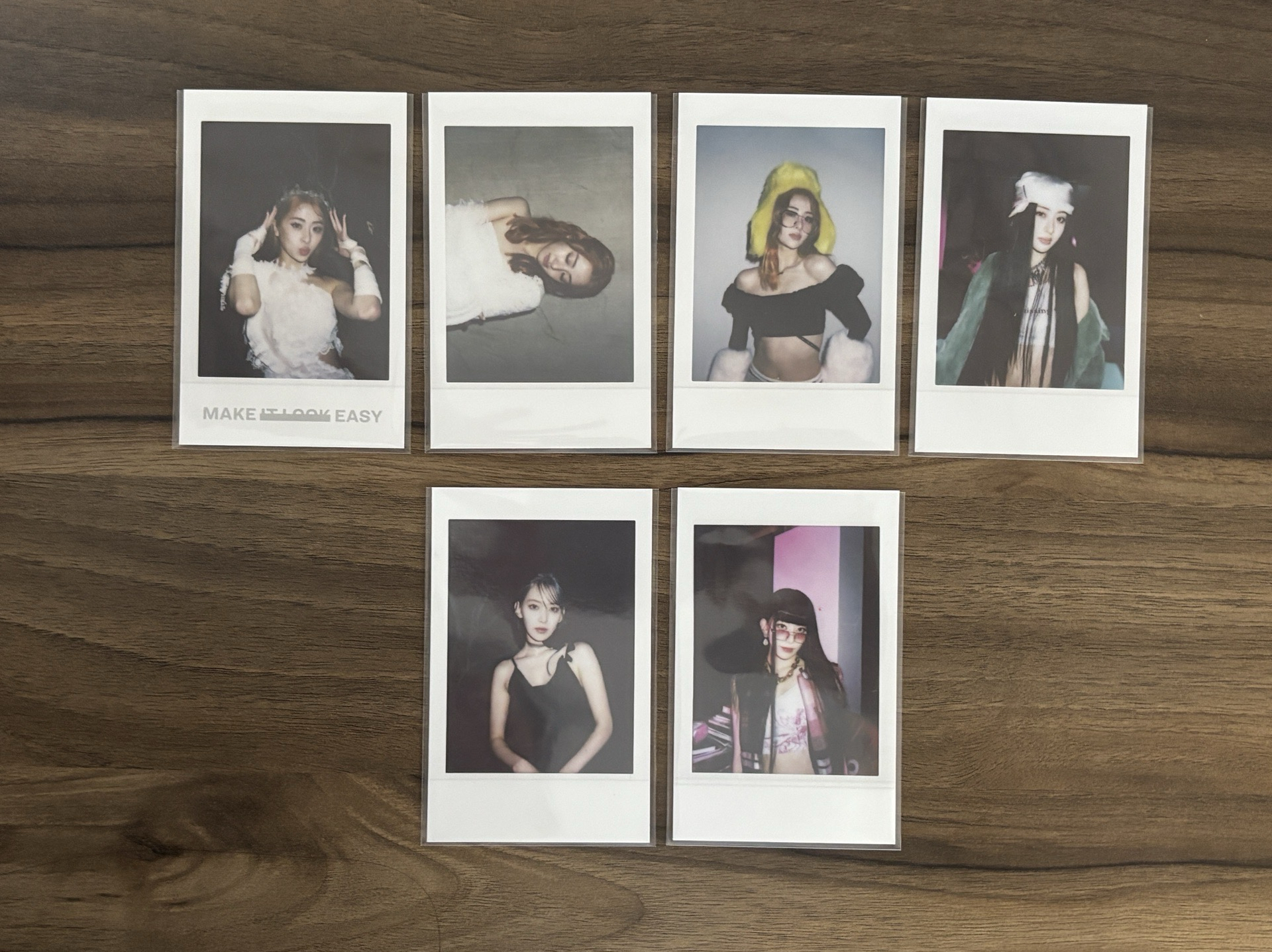 EASY 隨機卡包 櫻允拍立得（同個成員一起售）