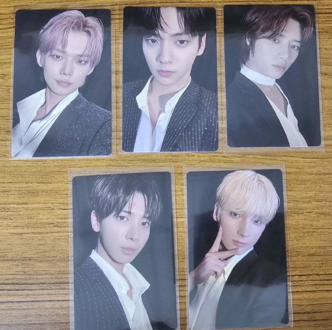 正規三sw幸運卡  圓點西裝系列✨️