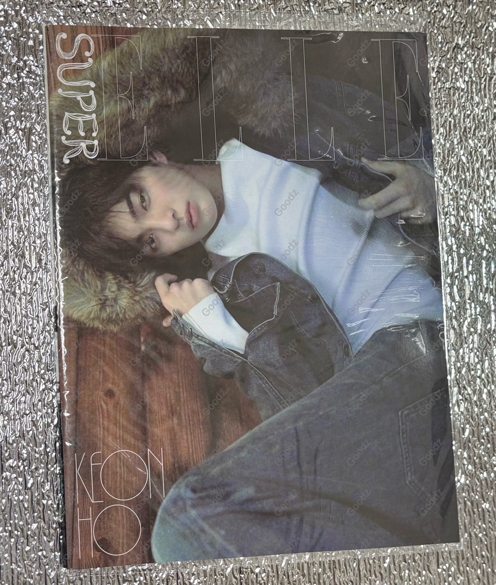 CORTIS W雜誌（A版）+ DAZED ELLE GQ 安乾鎬封面