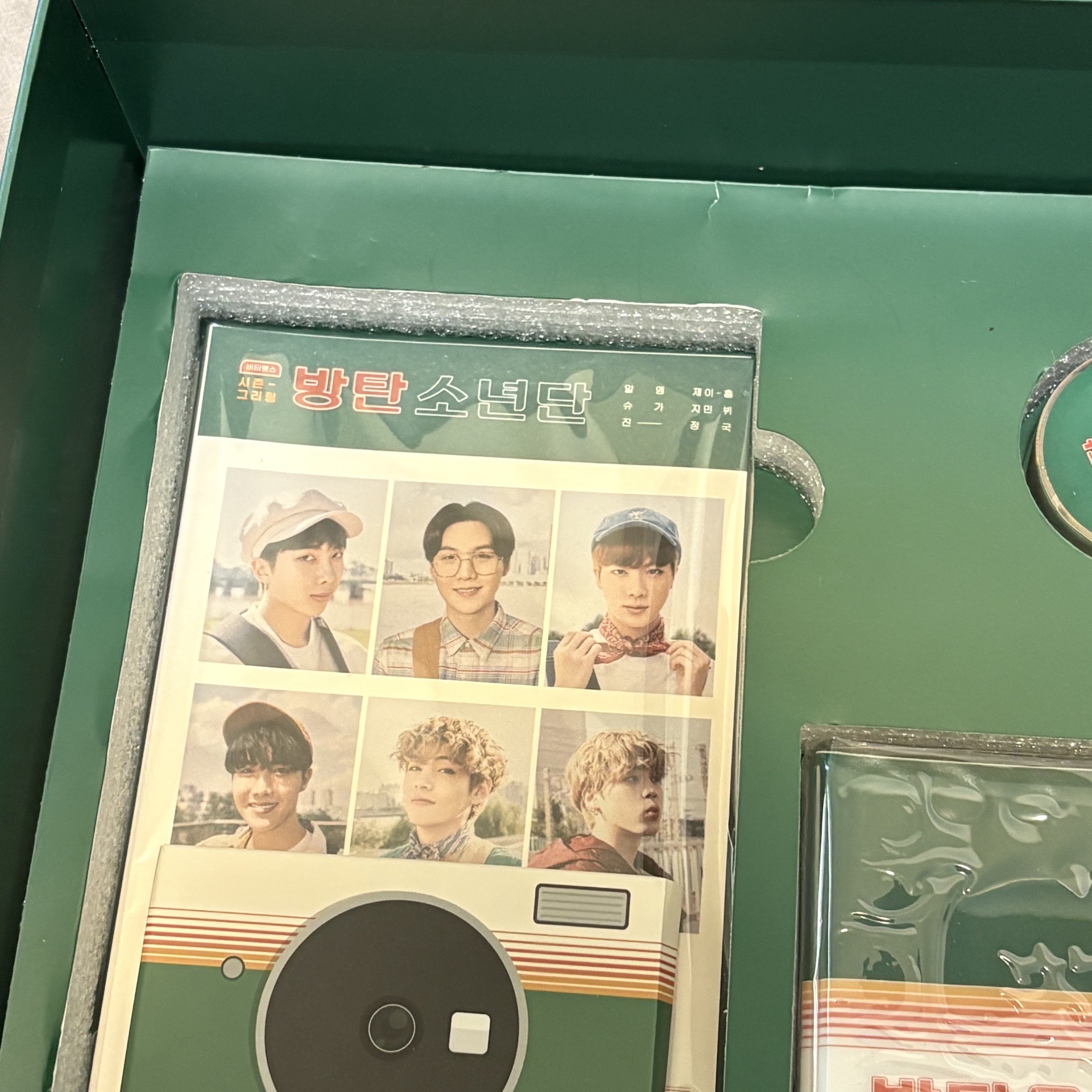 BTS 2021 年曆 無拍立得組