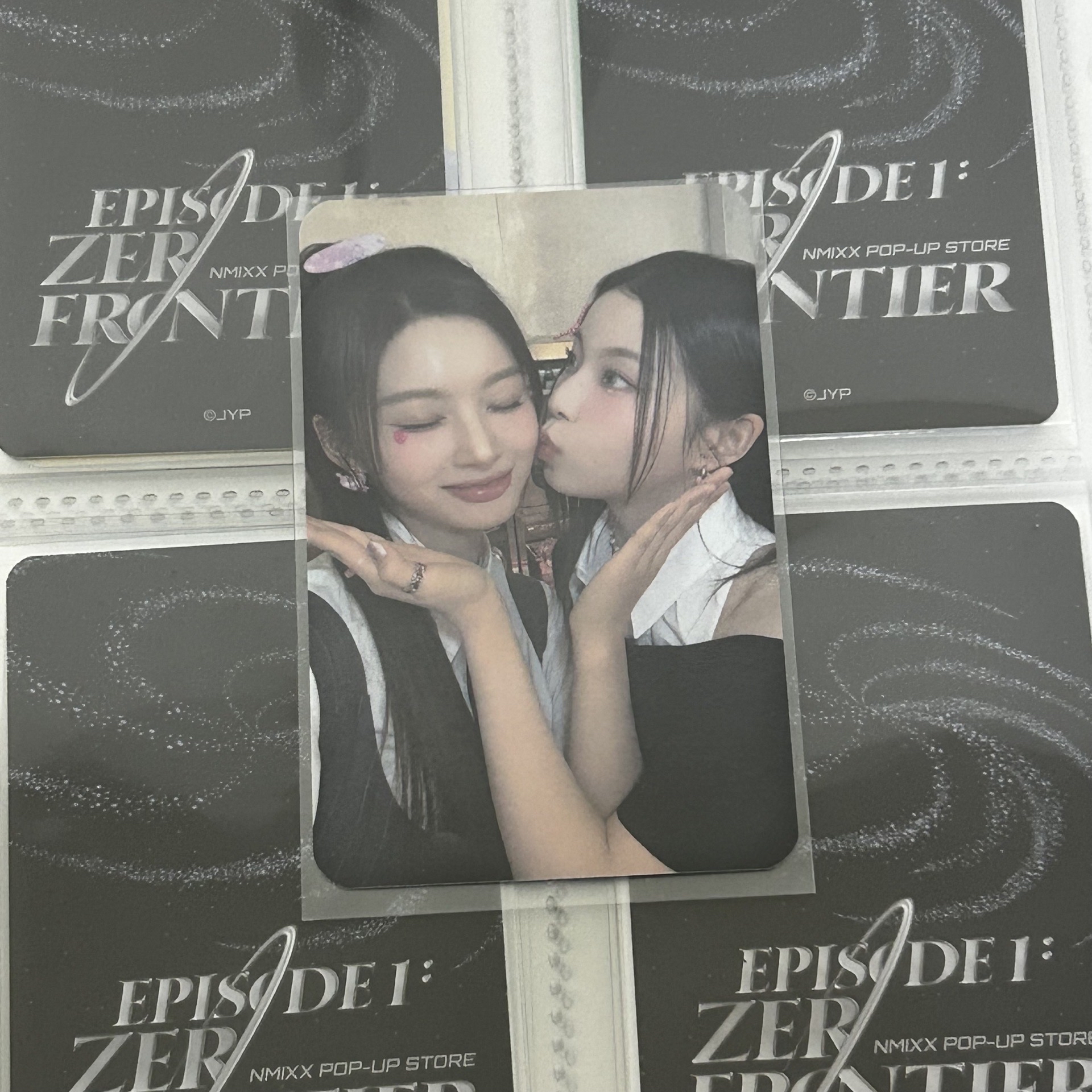 立牌薛圭雙人卡