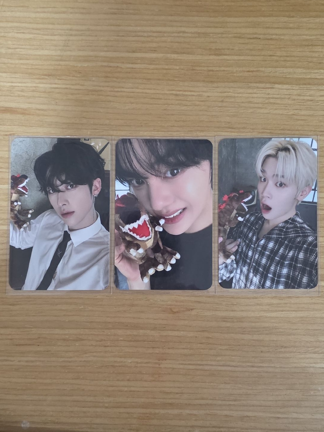 正規一 Soundwave 特典卡 恐龍款