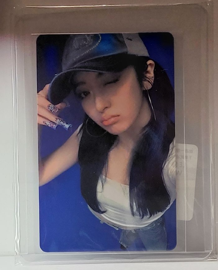 LE SSERAFIM 迷四 CRAZY WVS JP 幸運卡 YUNJIN