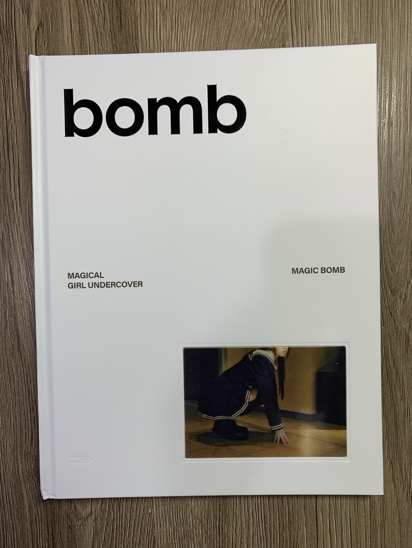 bomb 專輯 MAGIC BOMB ver. 空專