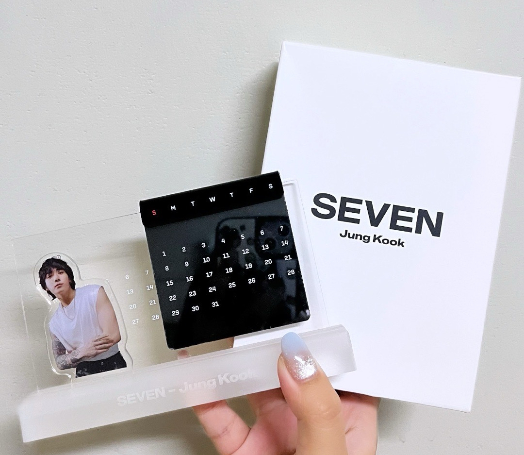 田柾國SEVEN周邊 壓克力萬年曆