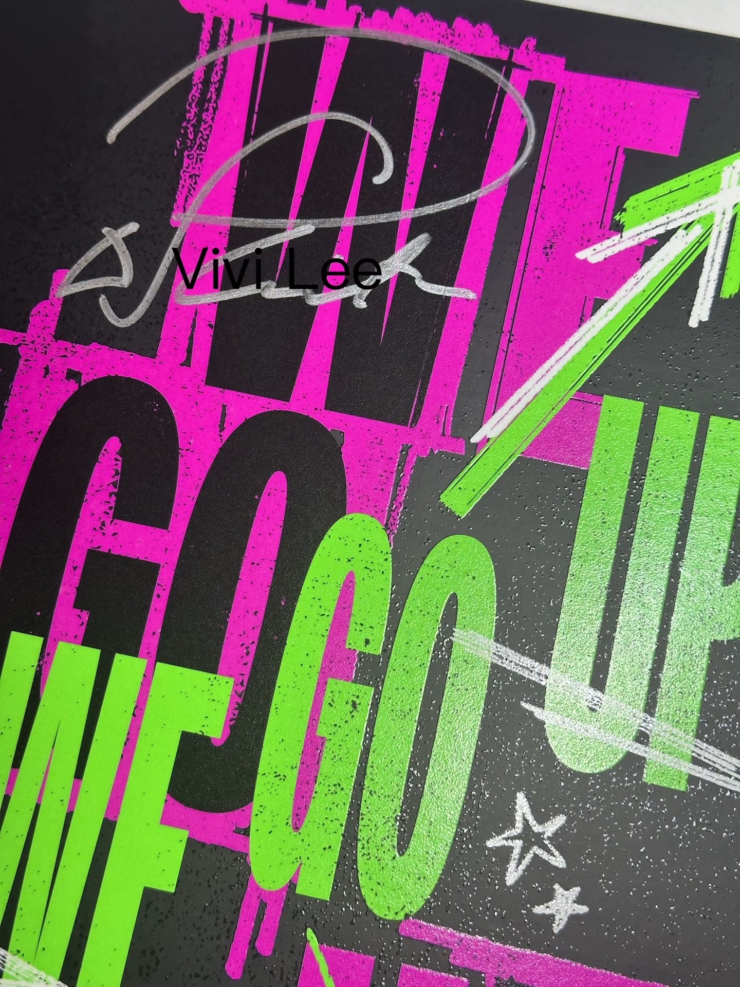 塔美版親簽專 墨水非常足的一個親簽