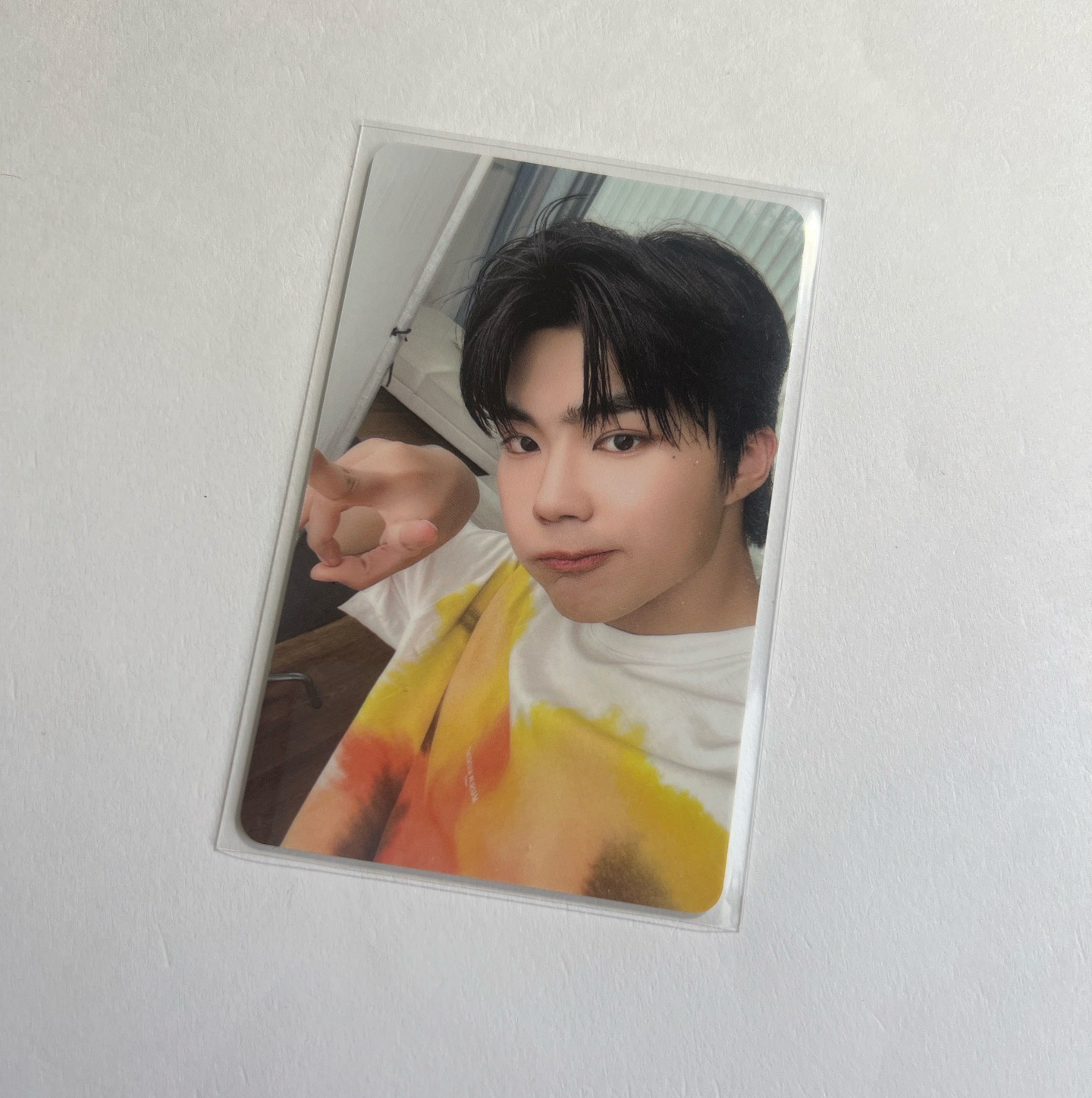 朴乾旭 香水代言卡