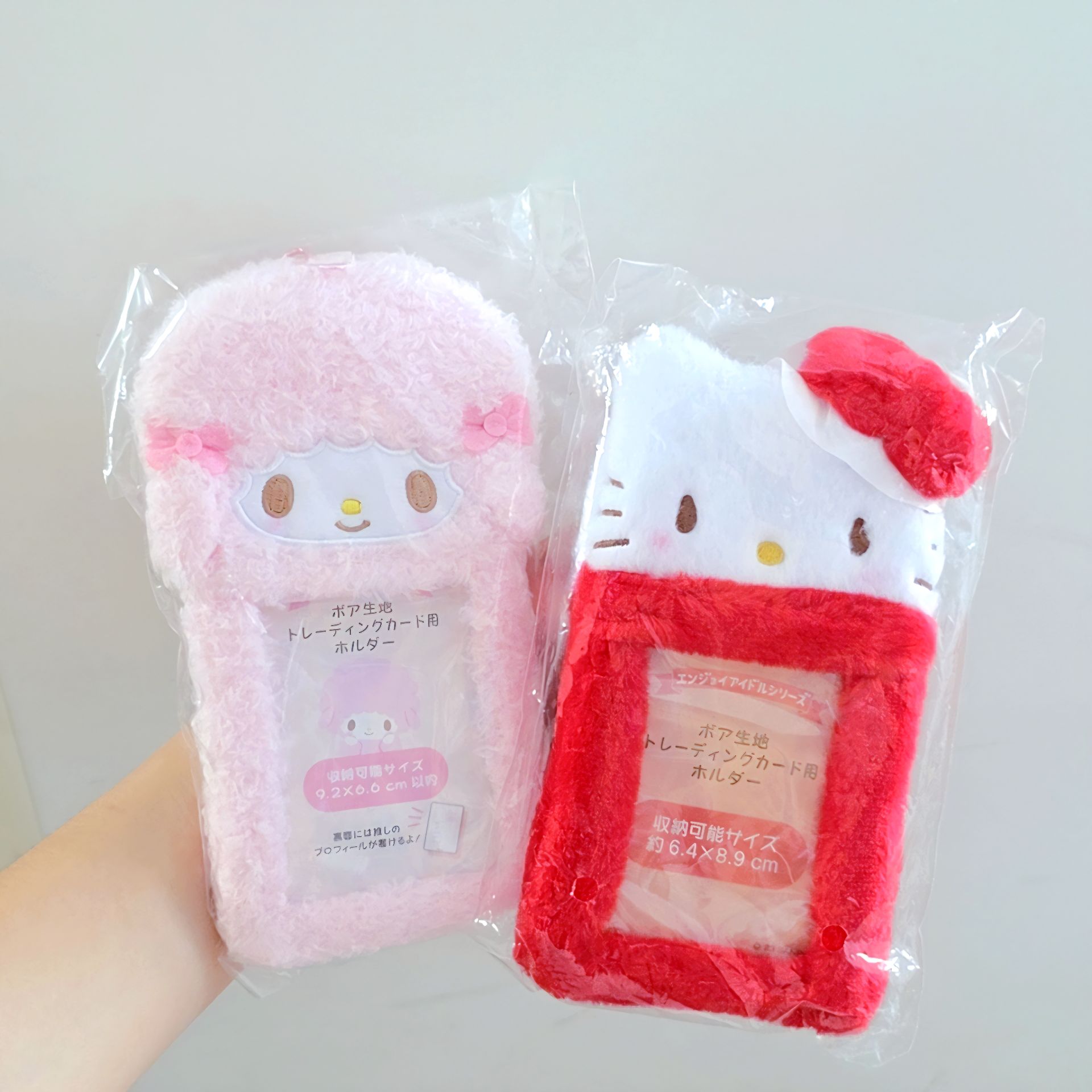 日本三麗鷗 彼安諾Kitty絨毛卡套