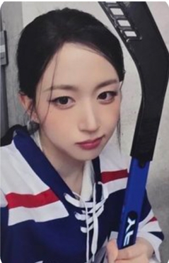 🐳 NMIXX 曲棍球服嫄（非現）