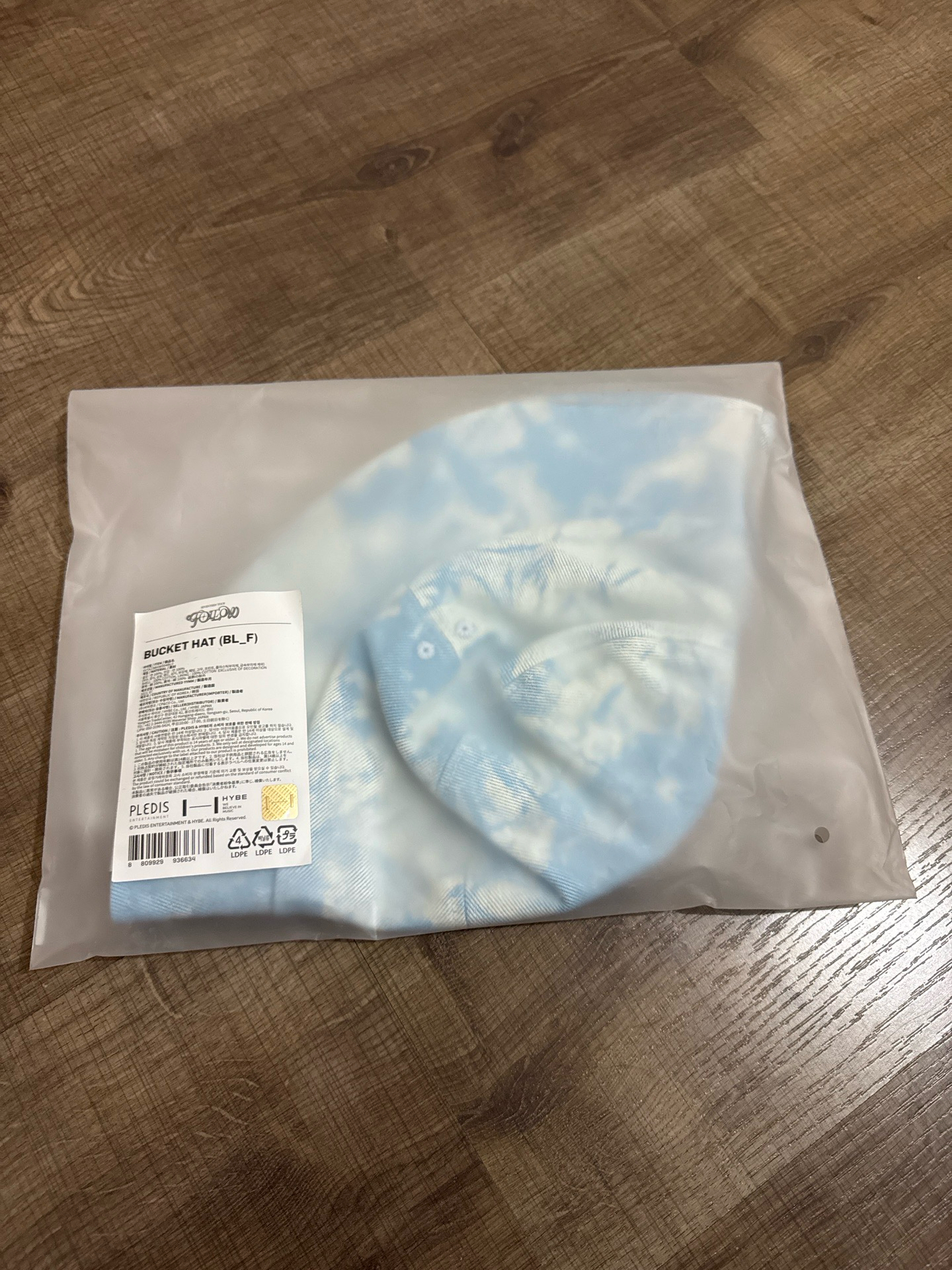 Follow漁夫帽 (全新）