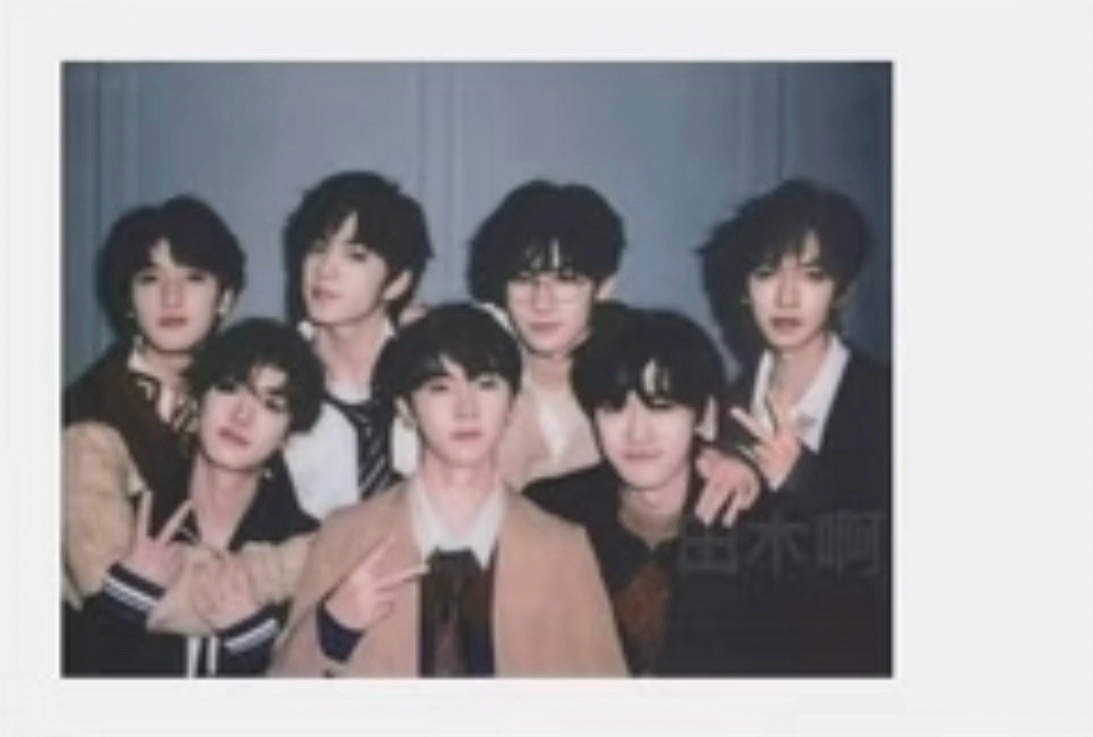 🐿️時代少年團 四季團款拍立得