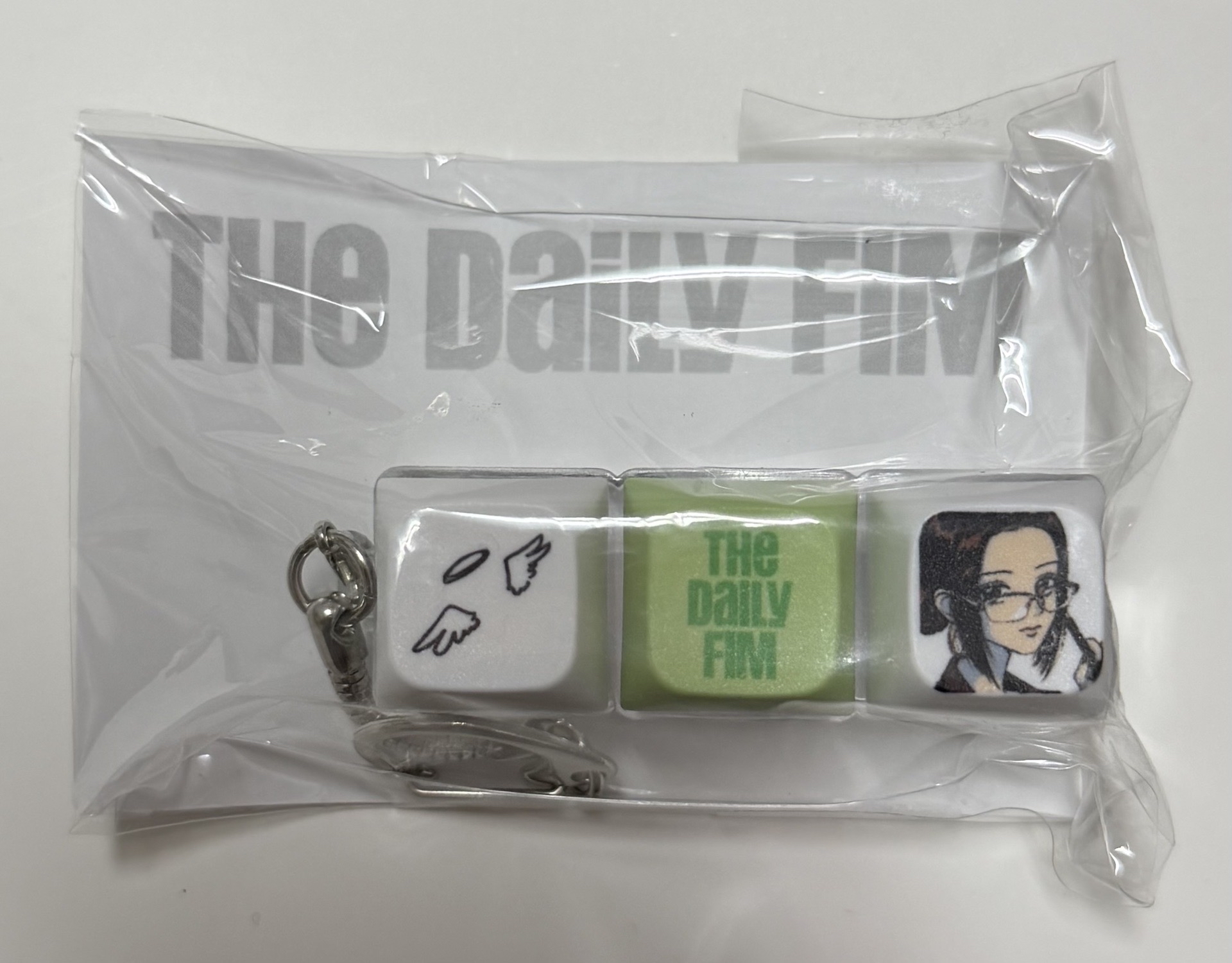 Lesserafim線下快閃店限定吊飾 各成員皆有 年曆周邊