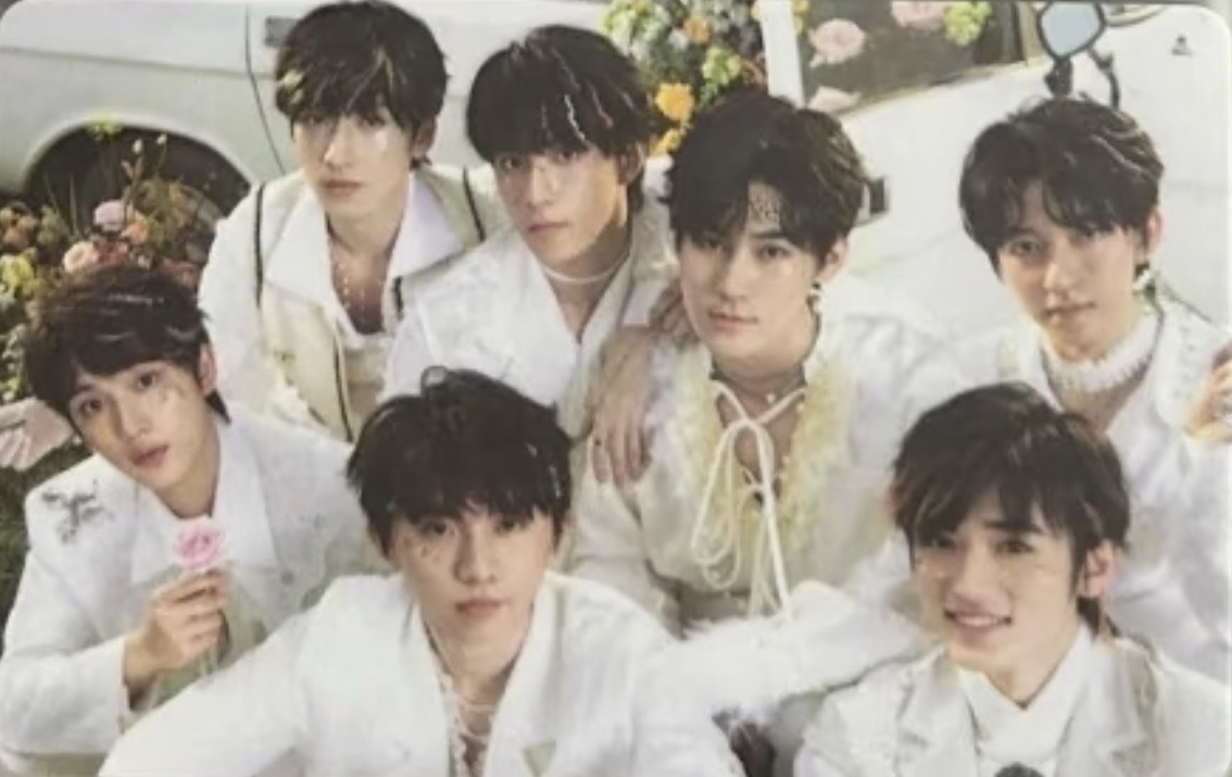 🐿️時代少年團 二專白衣團卡