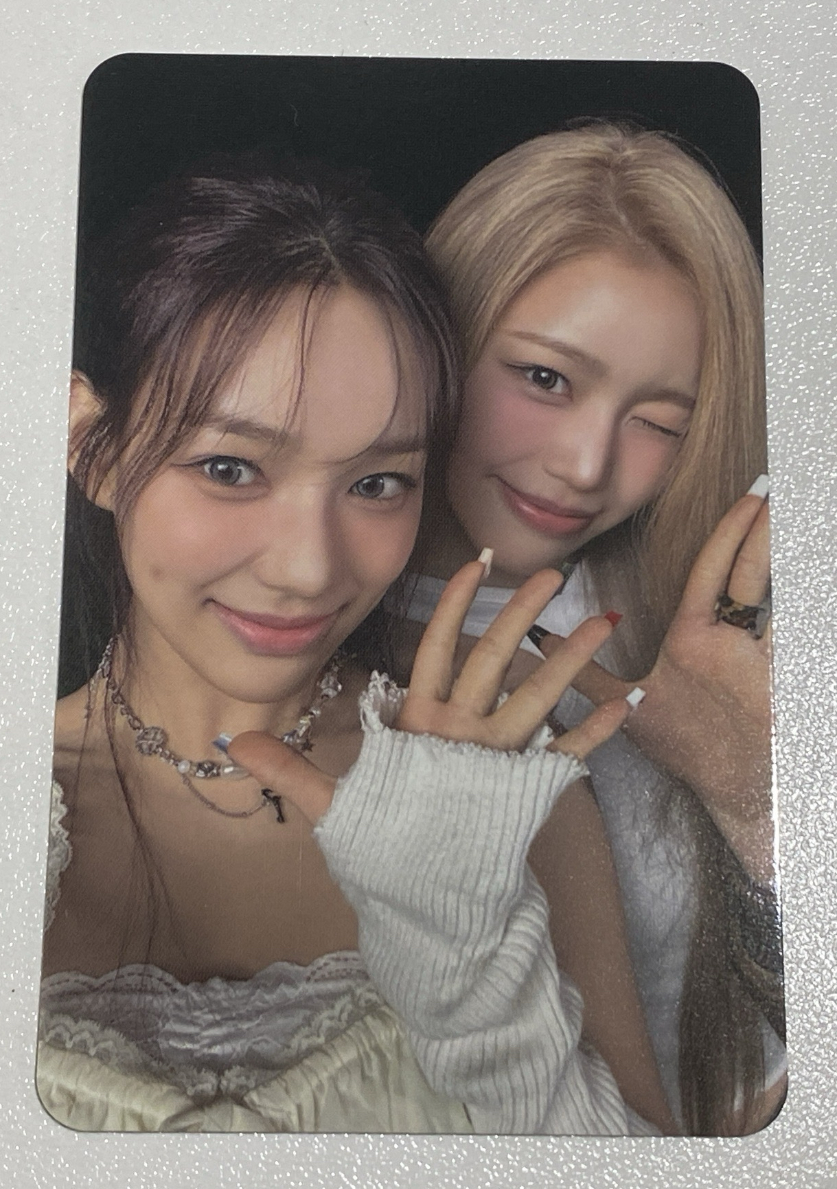 izna N/A 雙人unit專卡 鄭世菲 柳思朗