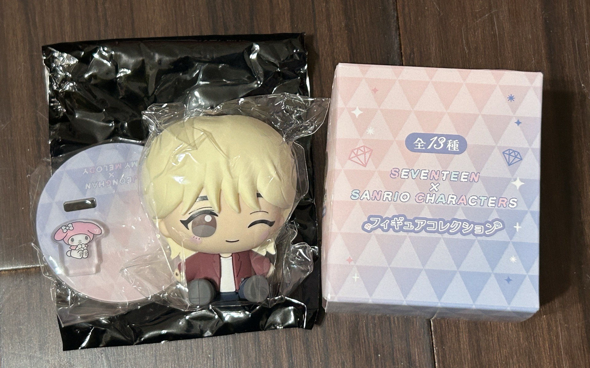 SEVENTEEN 三麗鷗聯名 公仔 漢