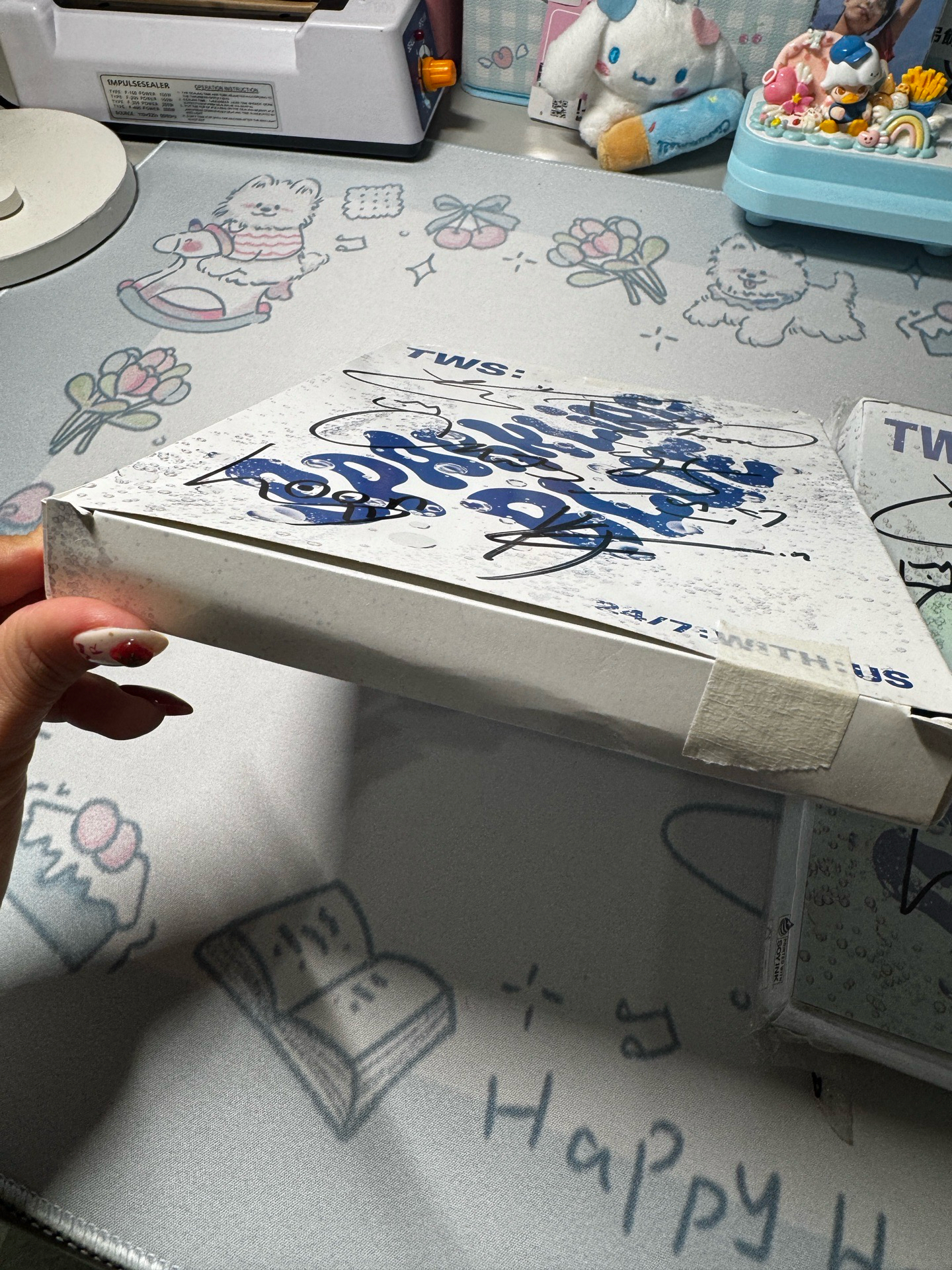 TWS 出道專 團簽