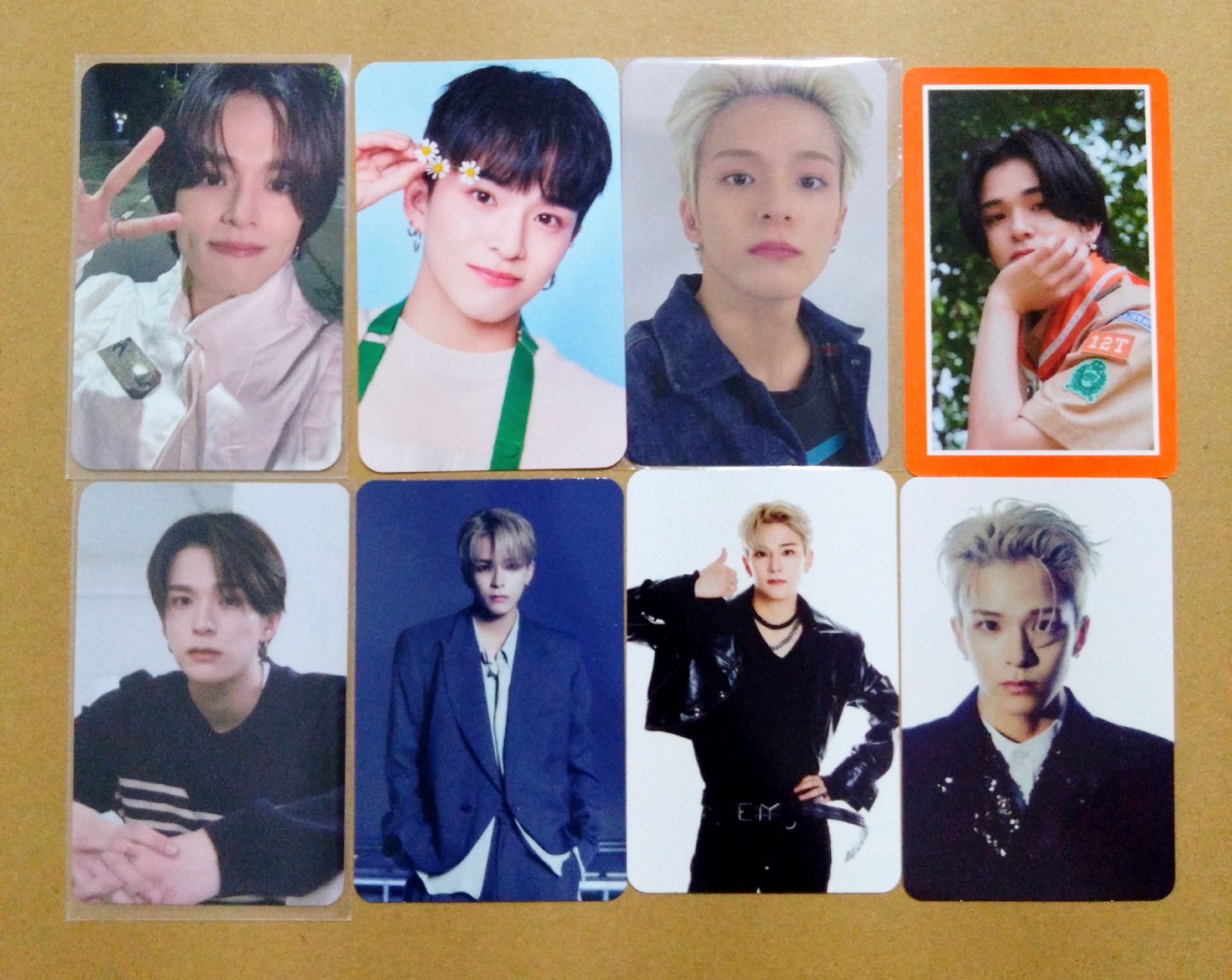 Treasure | Asahi 小盤出 薩卡 特典卡  花店 年曆 日專特典 reboot