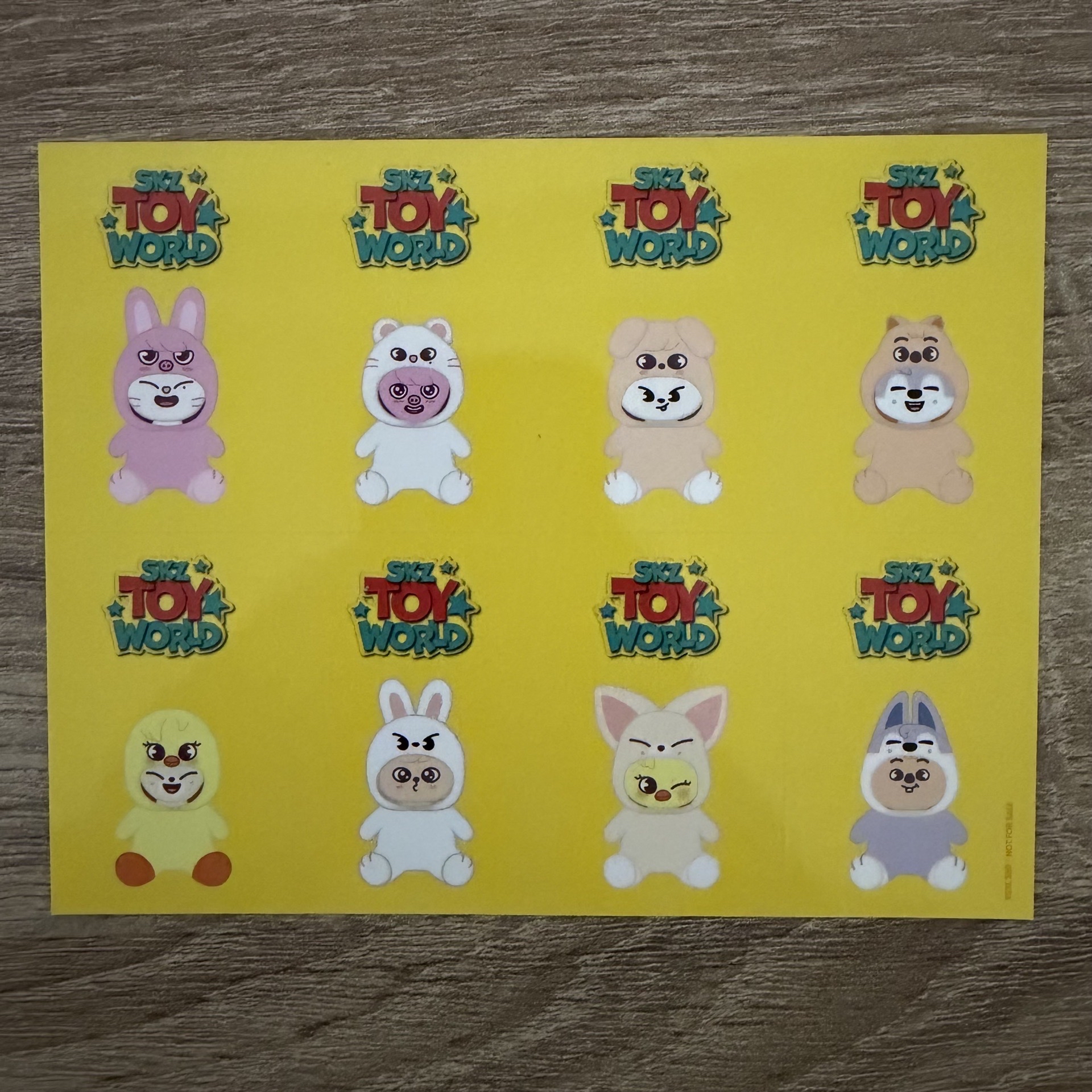 Stray kids 日本 Toy world 藍光 通常盤 固配 小卡