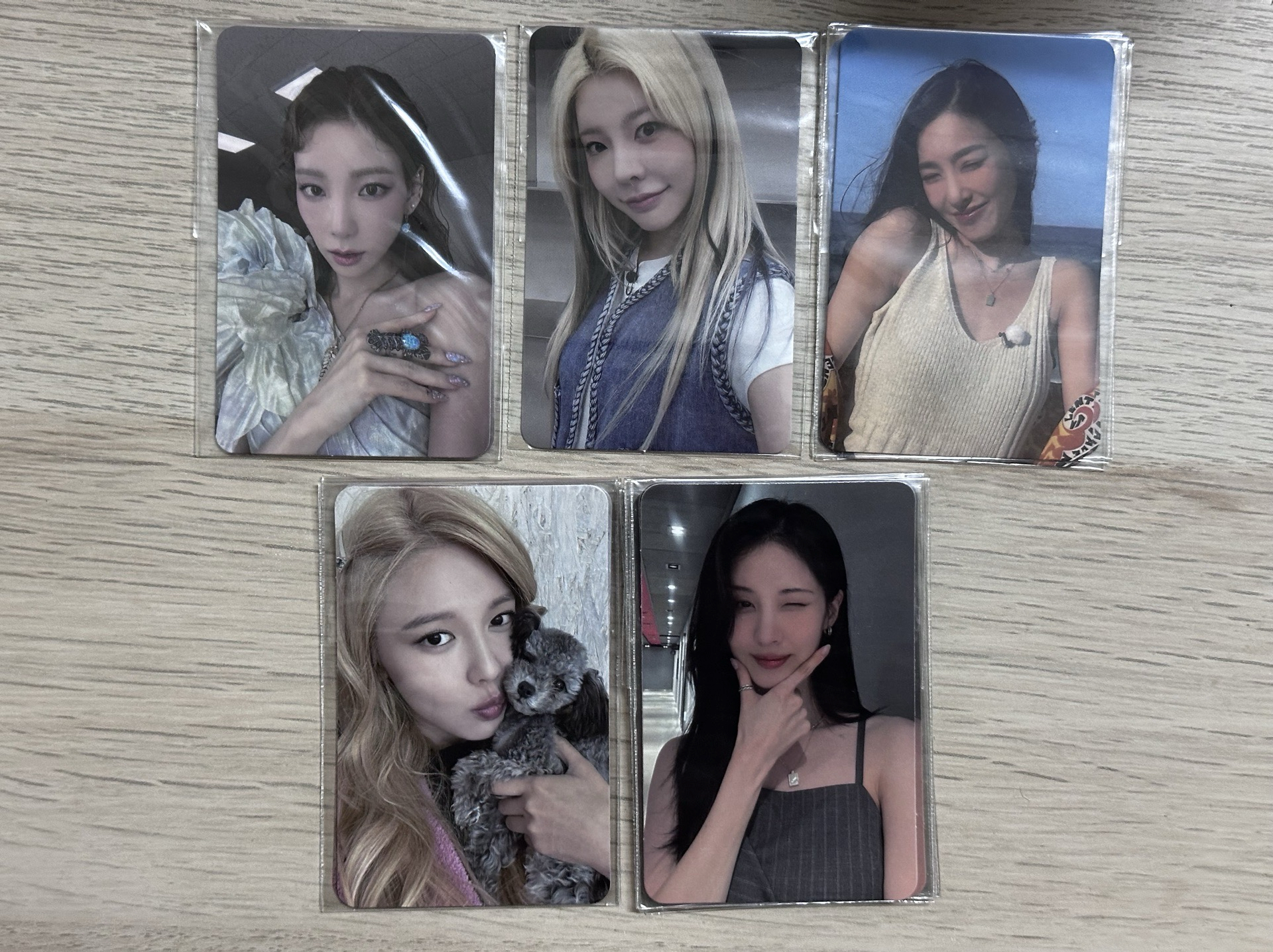 FOREVER 1 SM 簽售卡