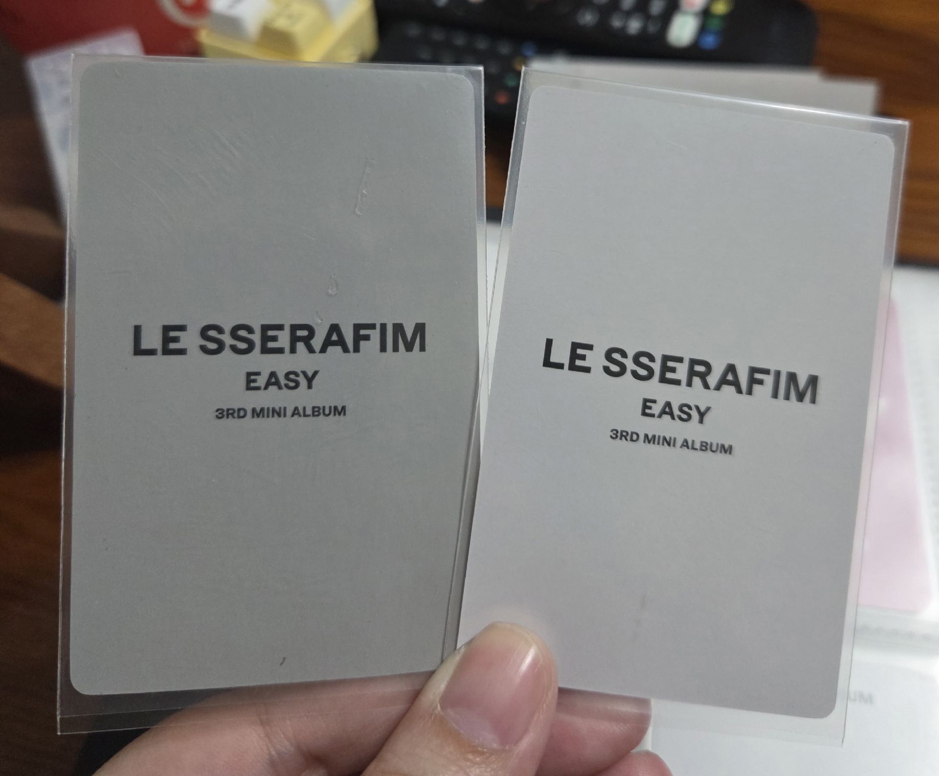 LE SSERAFIM 恩採 EUNCHAE EASY yzy3.0 簽售卡 yzy4.0 幸運卡 運動服