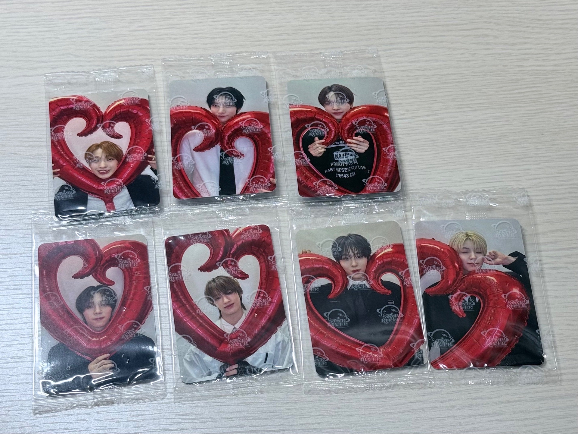 NEXZ 迷一 星河 中文卡背 大紅心 一套七張