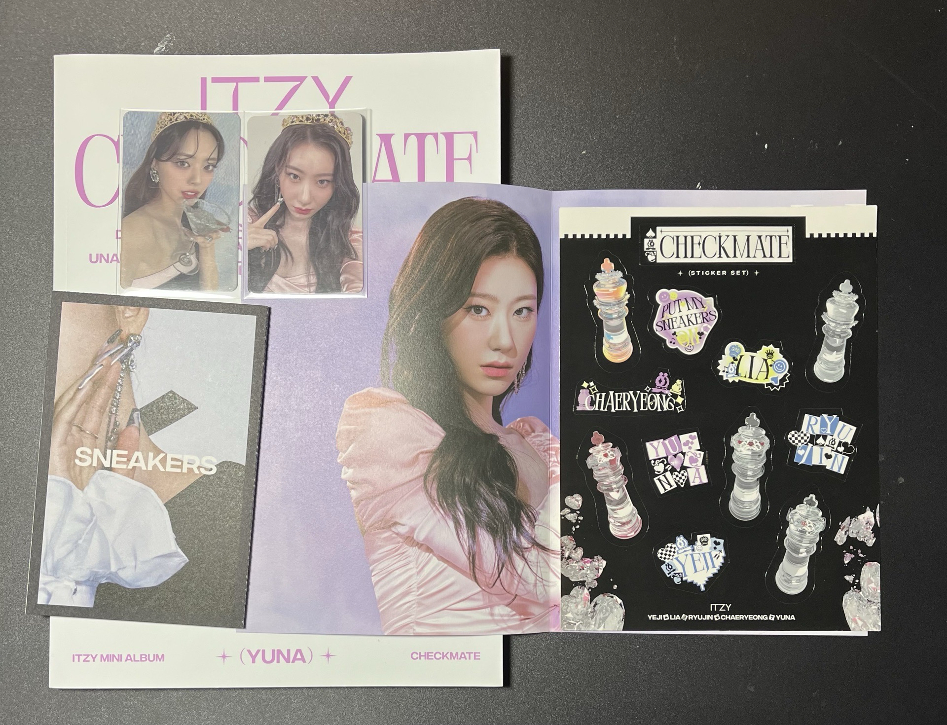 CHECKMATE  Photobook ver. YUNA(全專)