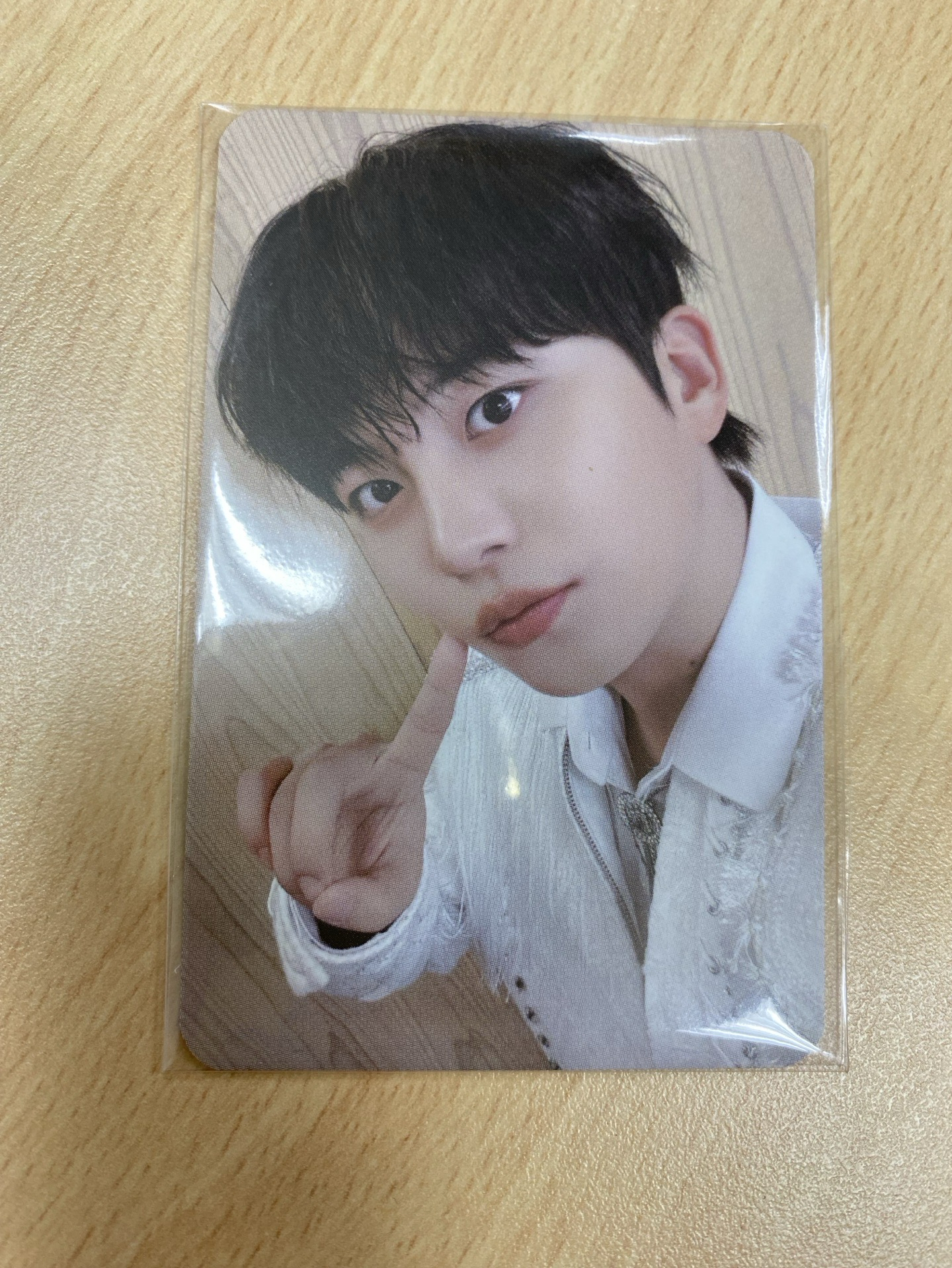 ATEEZ 鍾浩滿額卡