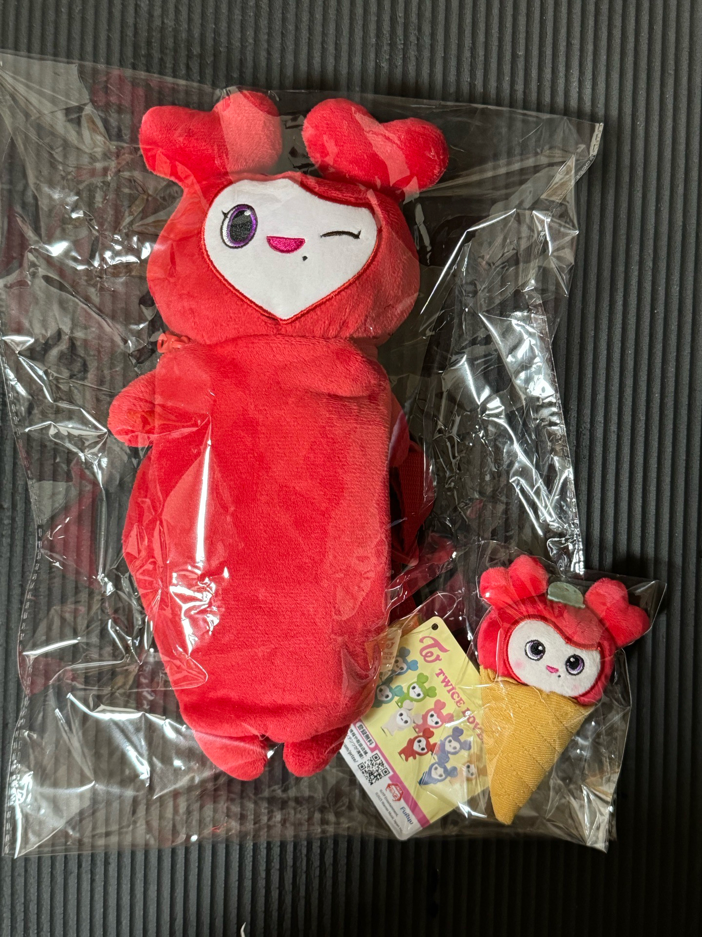 彩冰淇淋+彩水壺包 本體1000