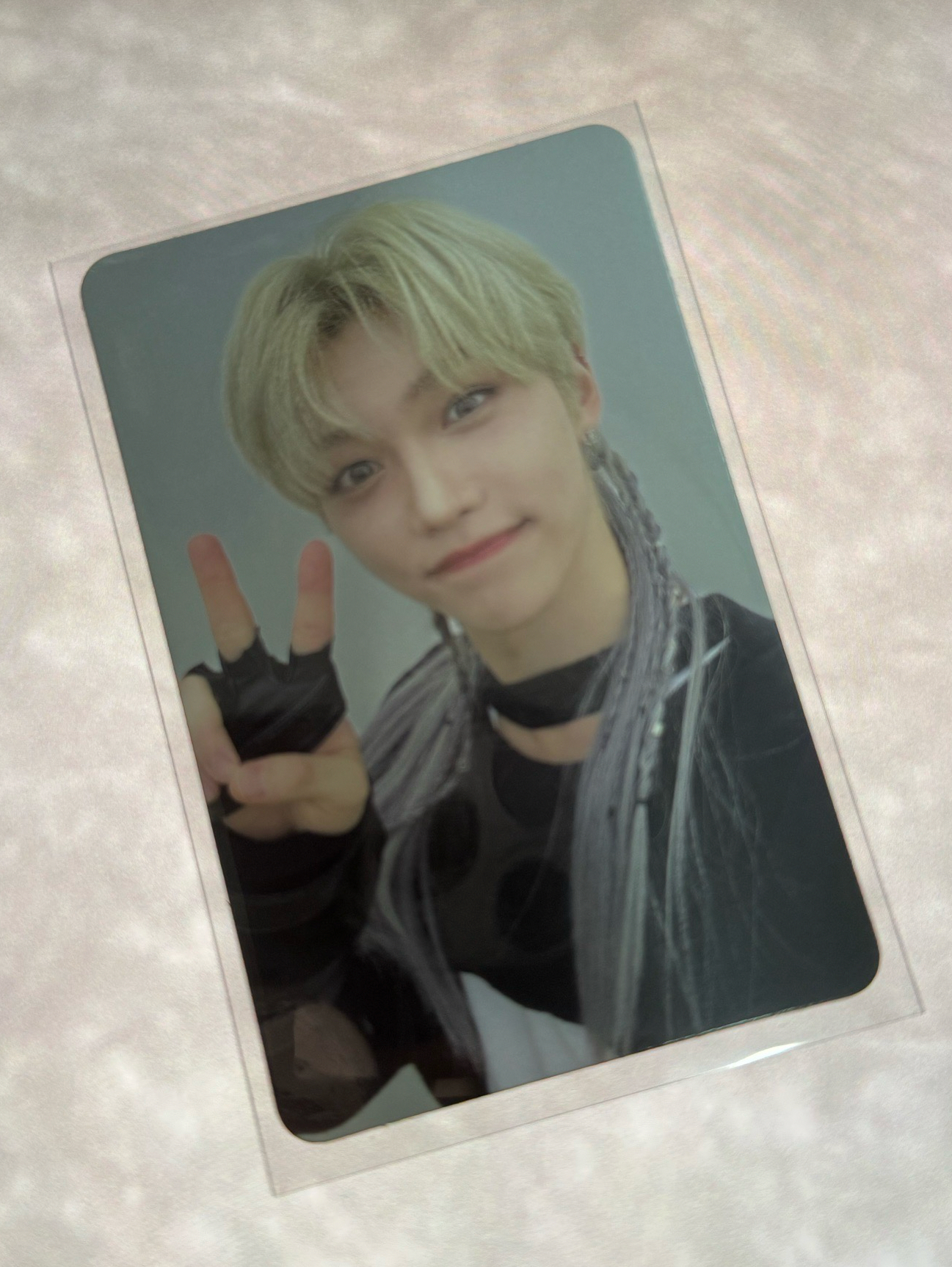 菲 NOEASY 專輯卡 Ver.2  辮子