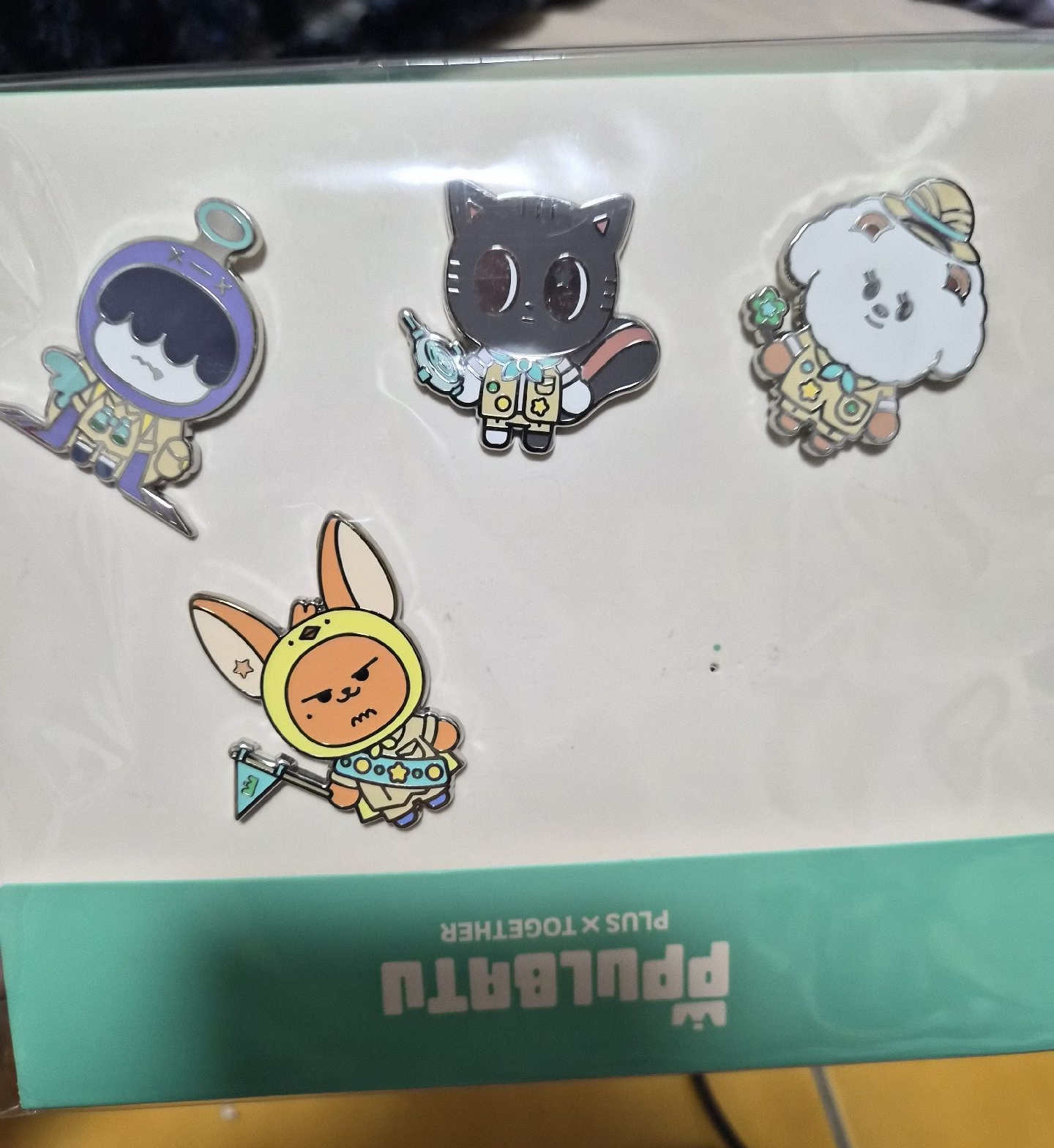 可演唱會面交 FINDING MOA 徽章 栗嘻 松喵 黃春 哼呀寧