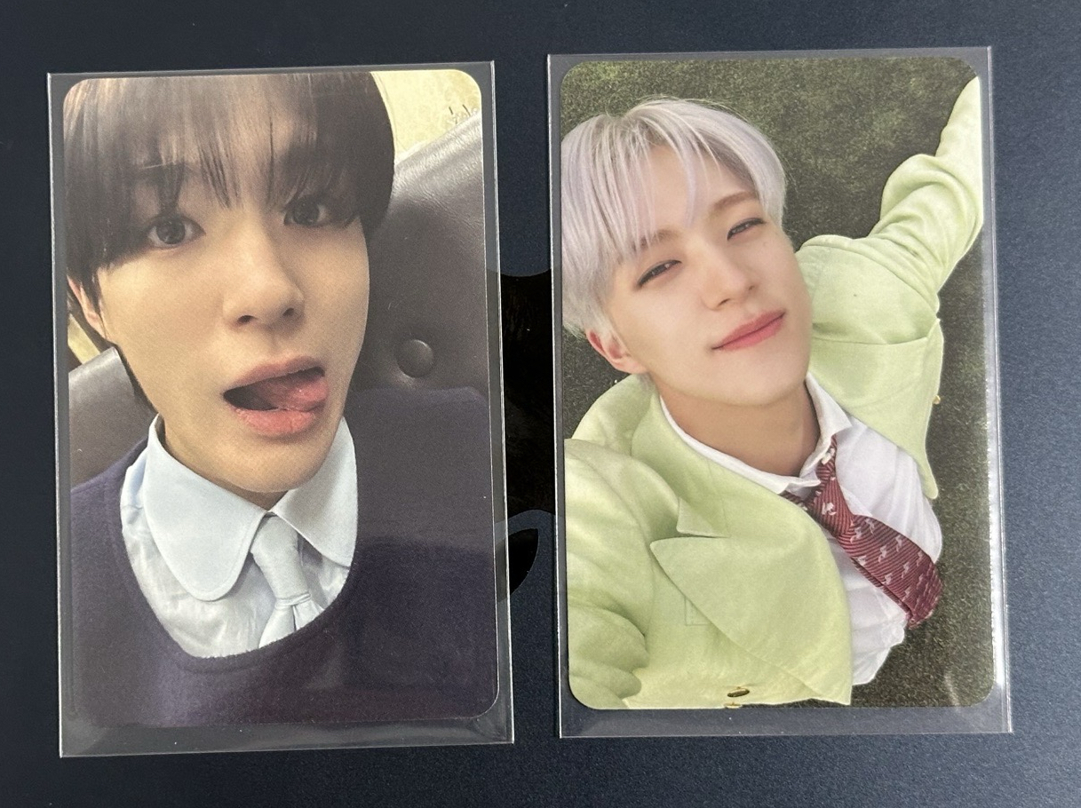 李帝努 JENO 草地 吐舌