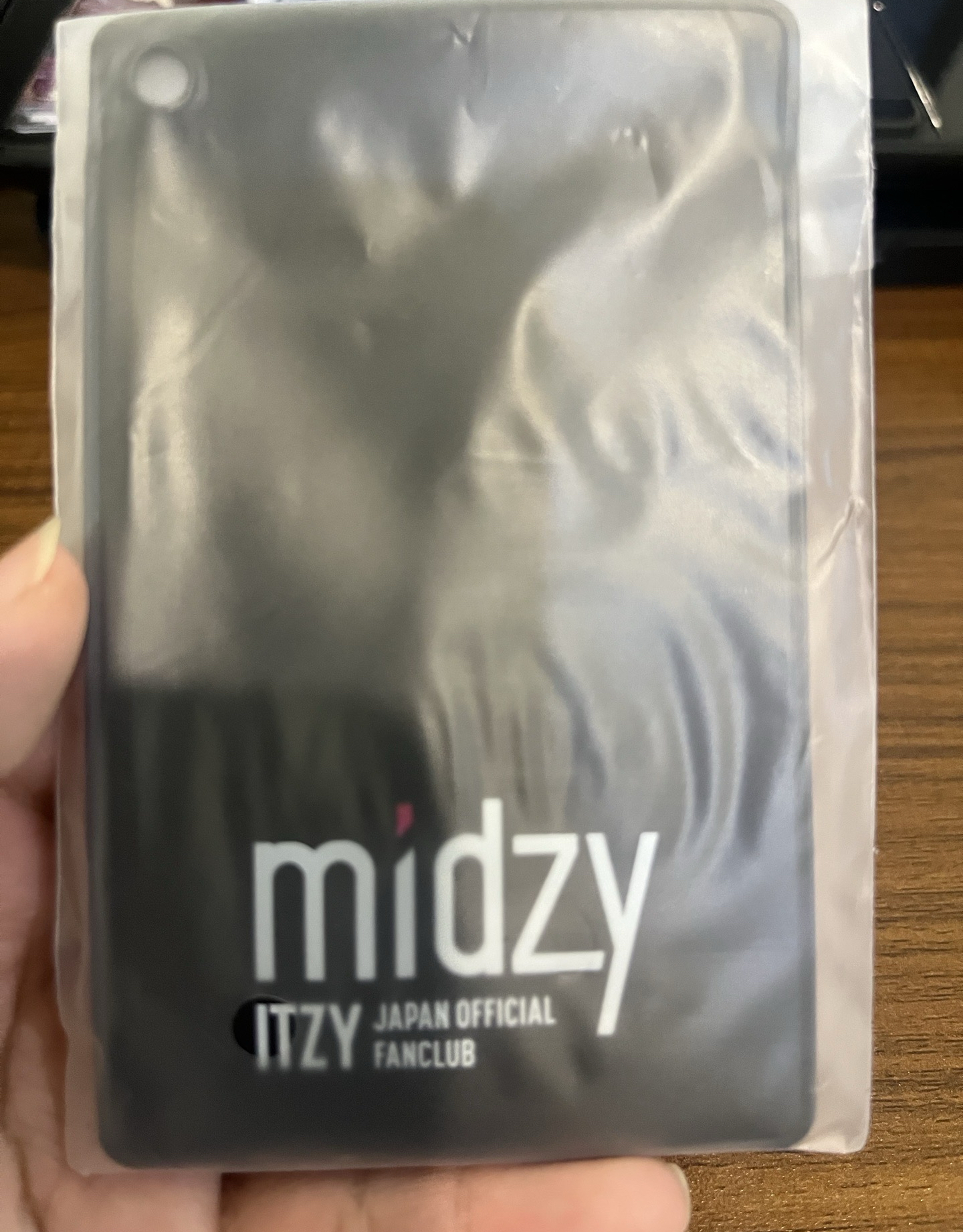 itzy 日本FC 入會特典 證件套/手機環