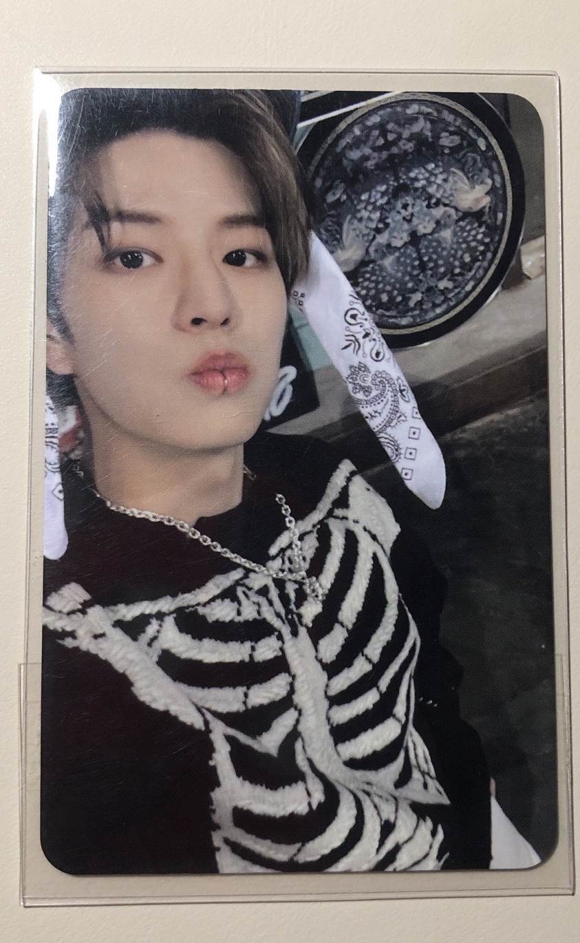 小狗不語 只是嘟嘴秀唇環