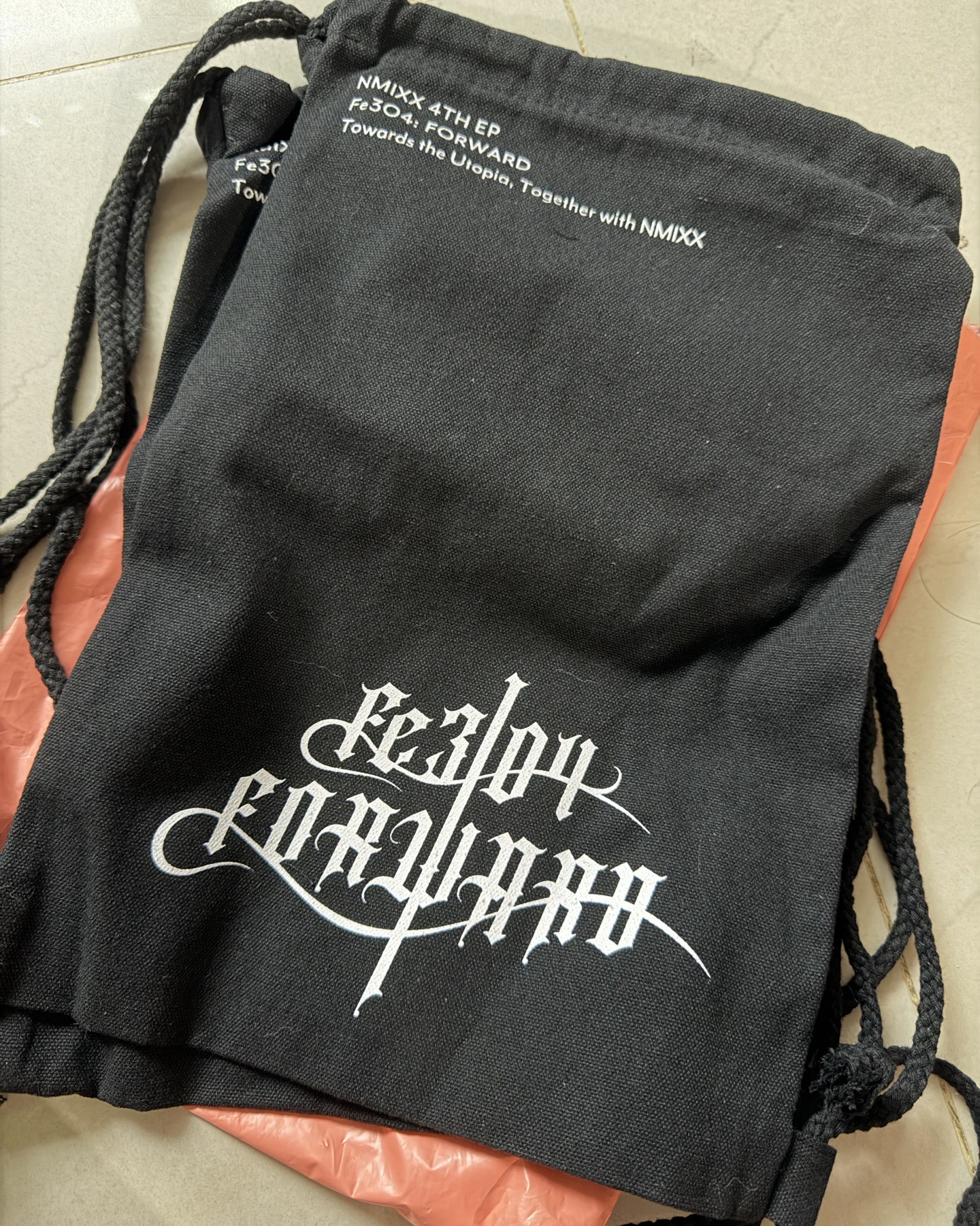 NMIXX MS幸運卡束口袋