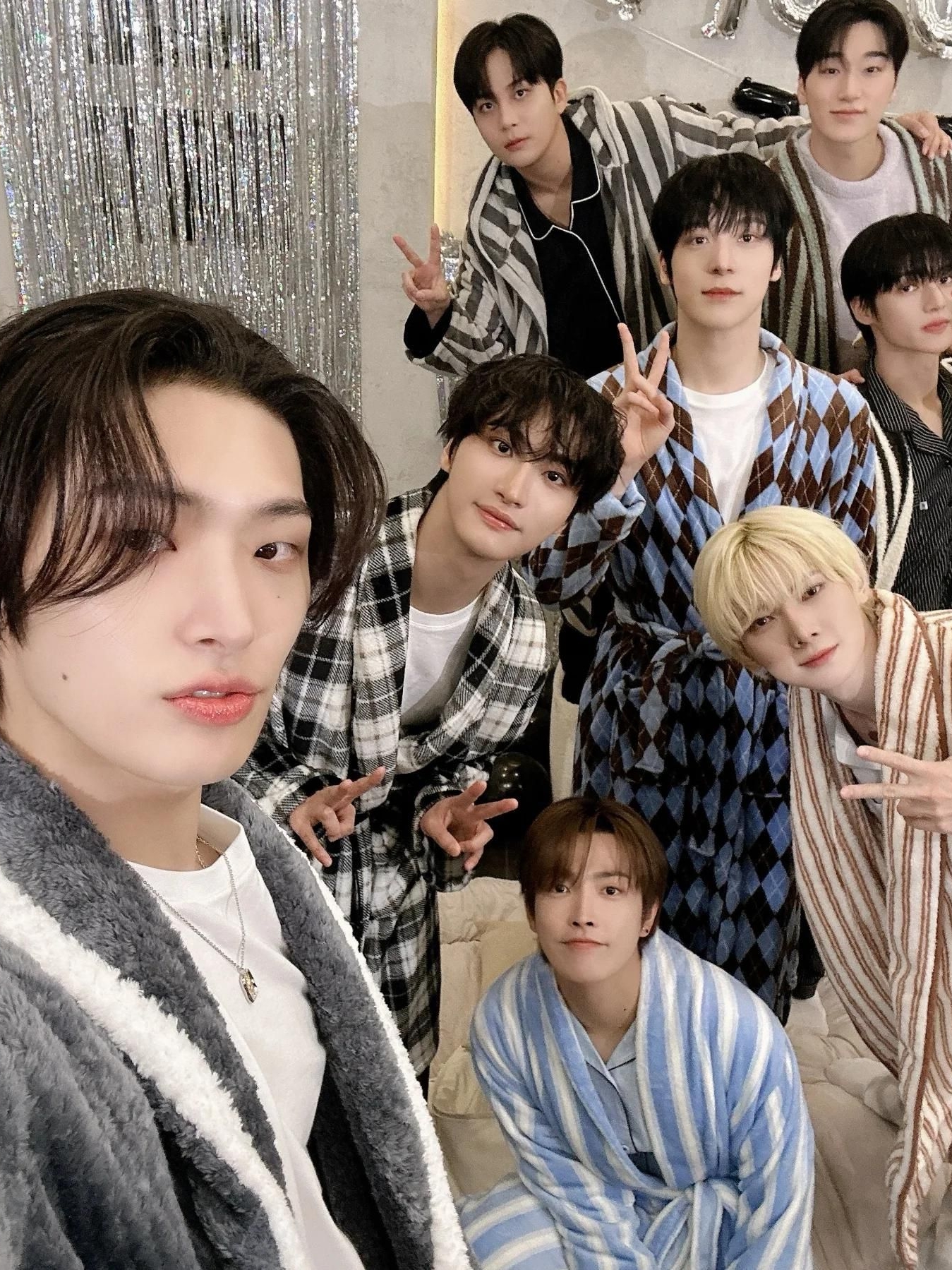 周邊、明信片專區（可當綁）